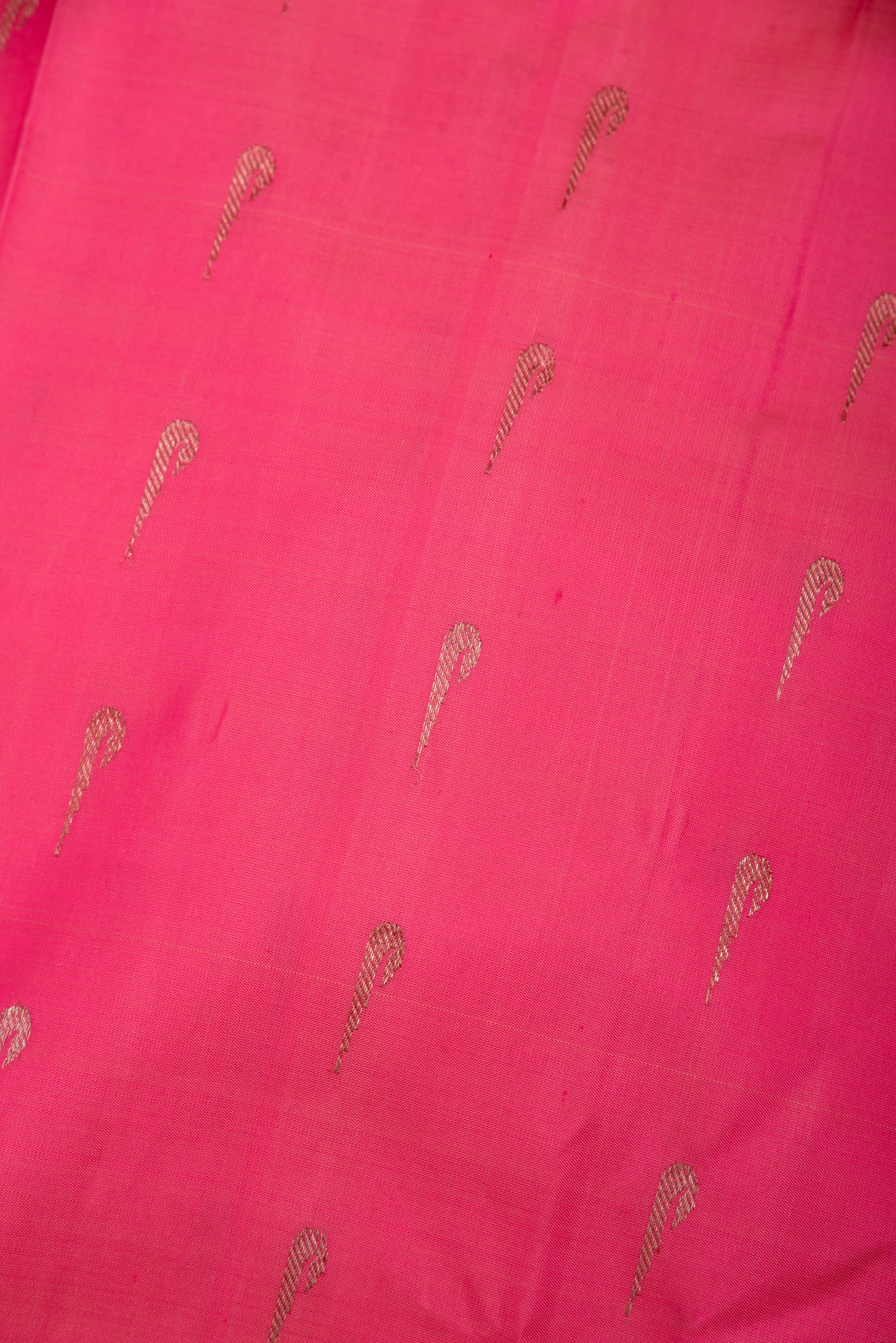 Gadwal Pure Silk Handloom Saree