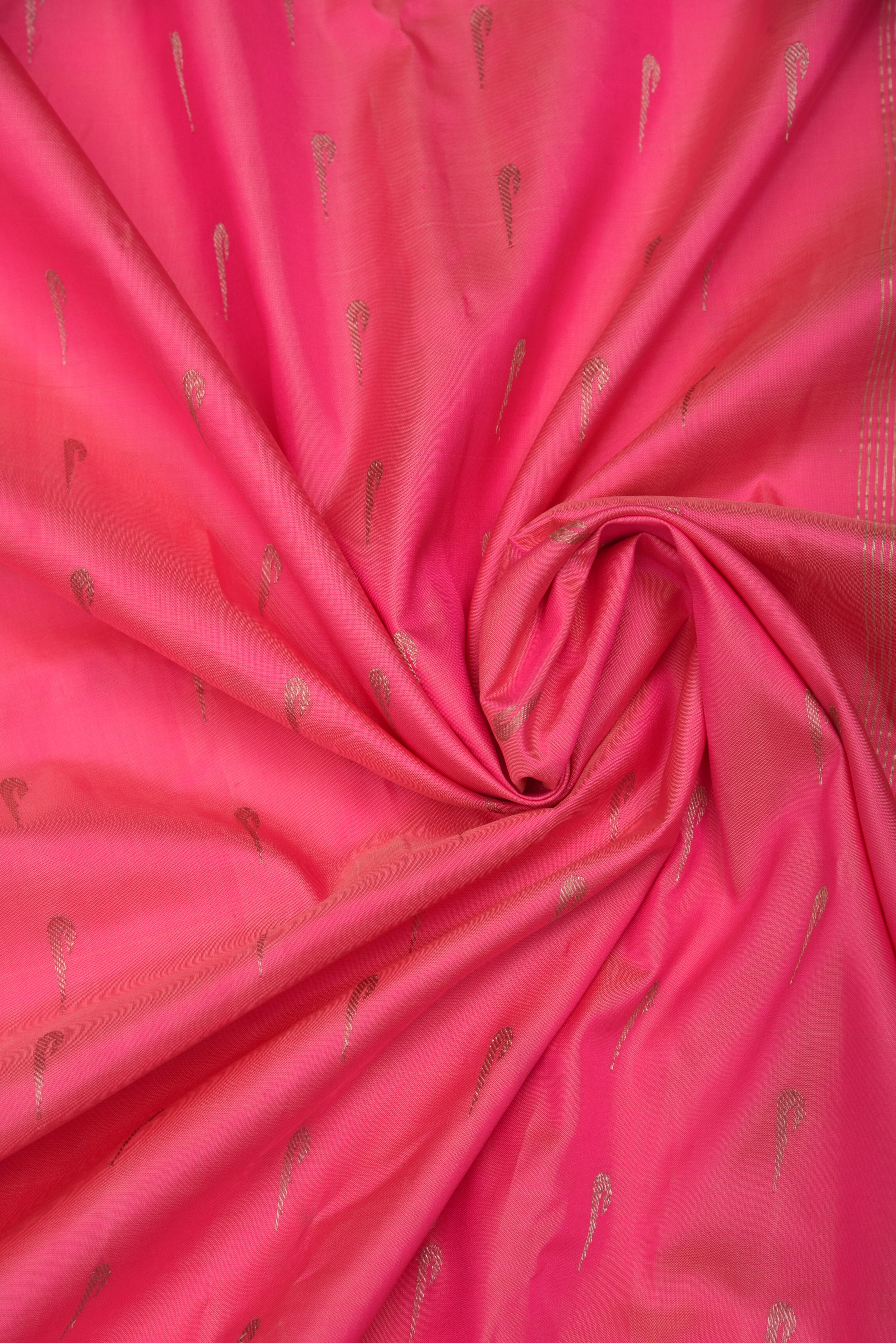 Gadwal Pure Silk Handloom Saree