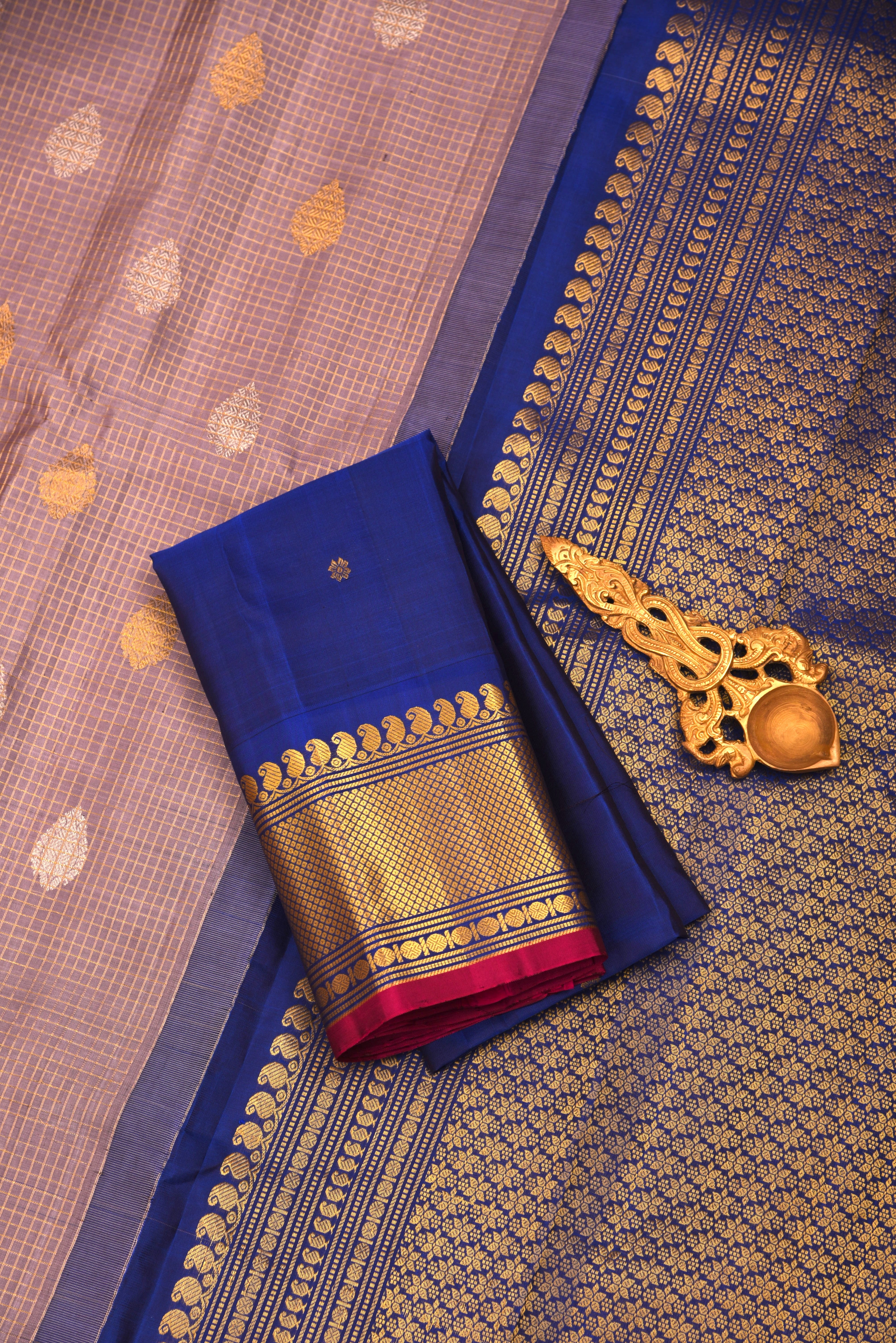 Kuttu Gadwal Pure Silk Handloom Saree