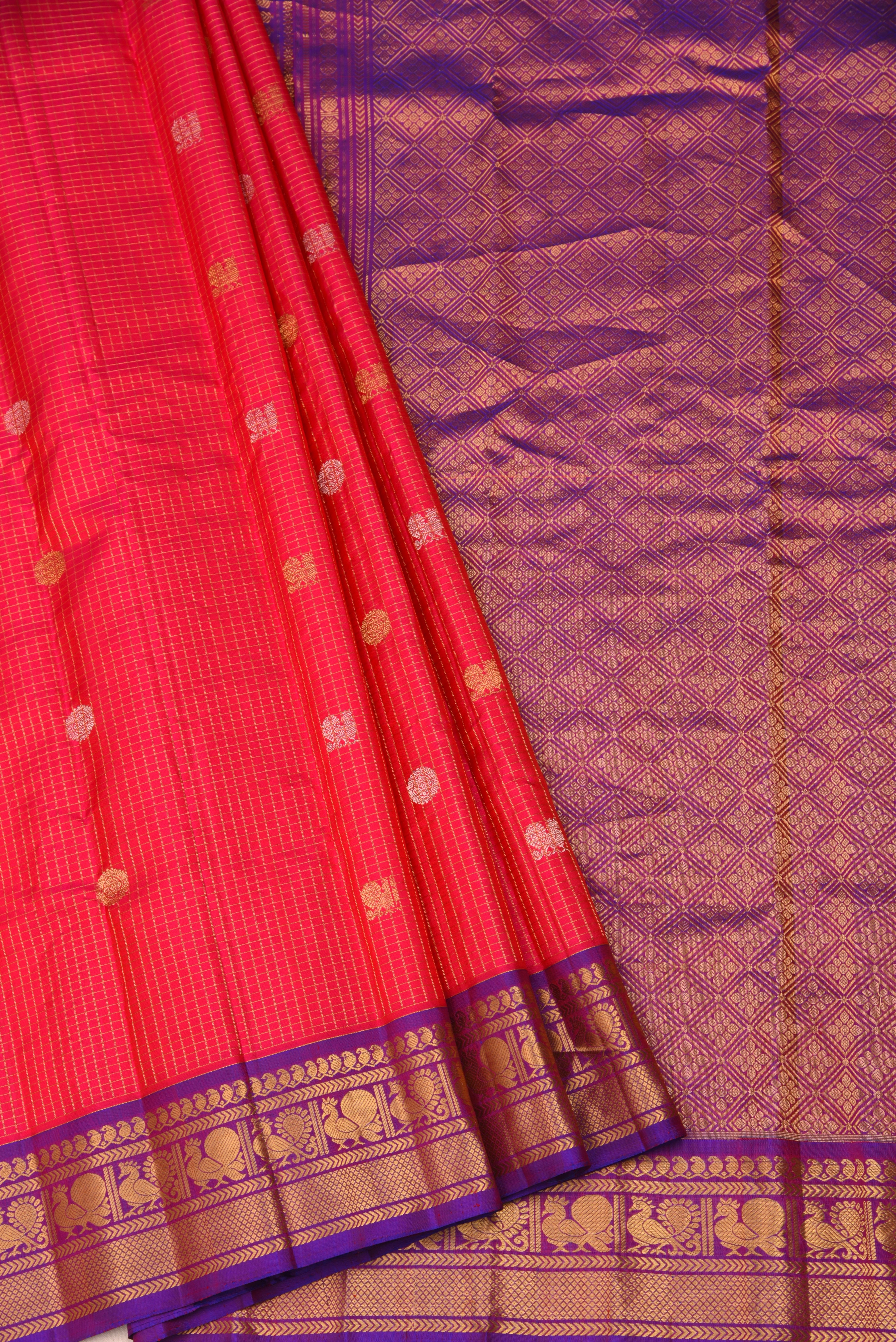 Kuttu Gadwal Pure Silk Handloom Saree