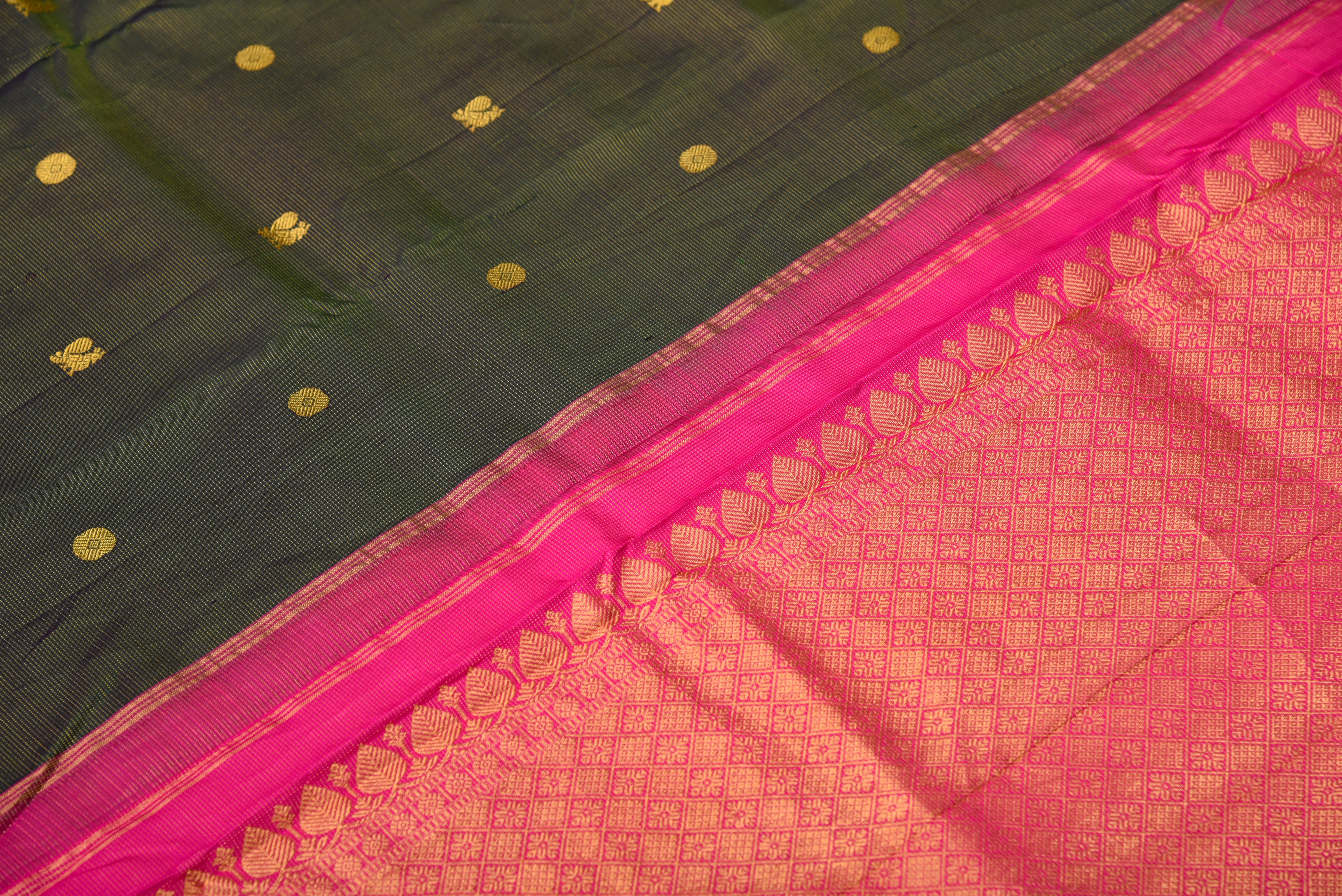 Kanjeevaram Handloom Pure Silk Saree