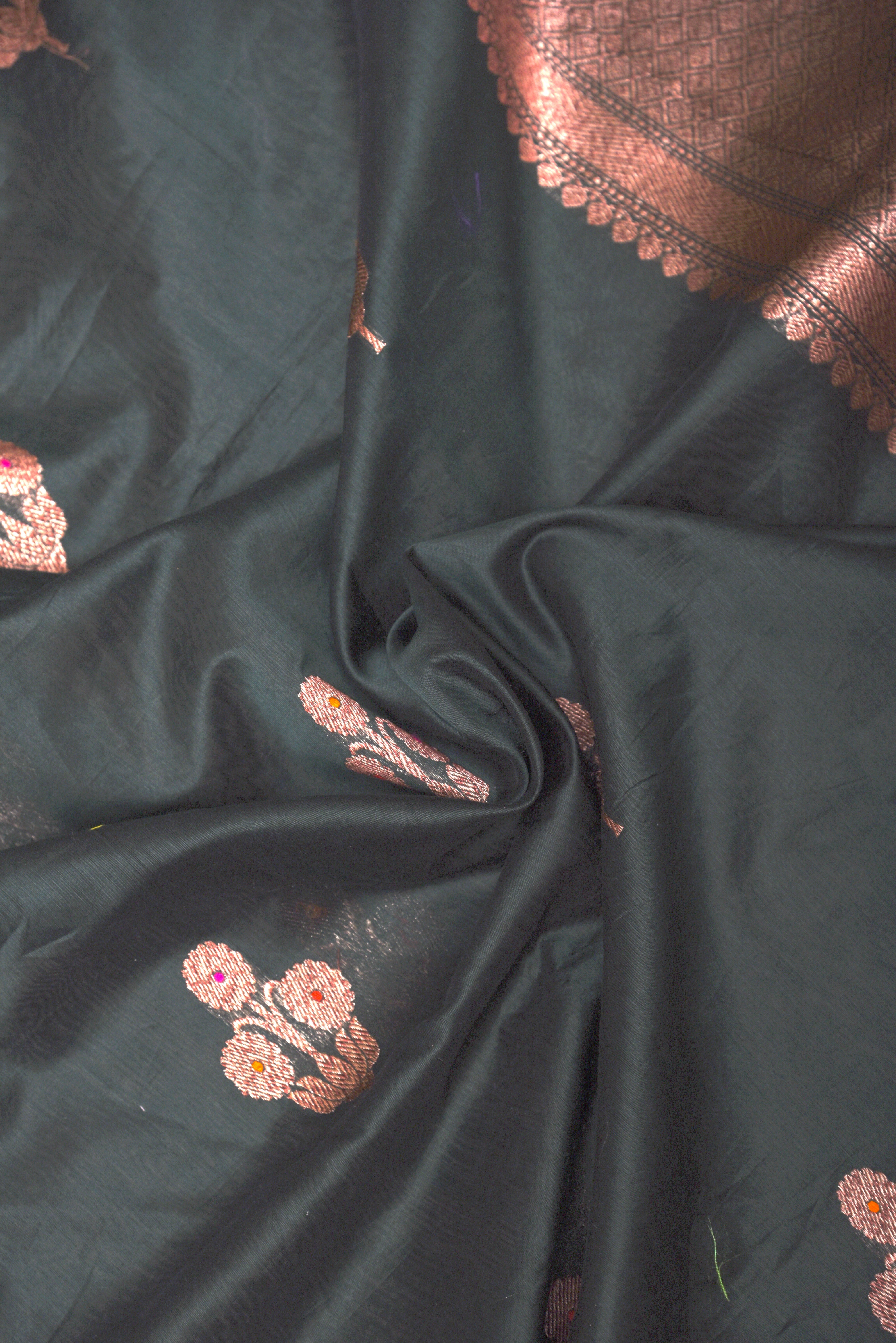 Chanderi Cotton Silk Saree with weaving