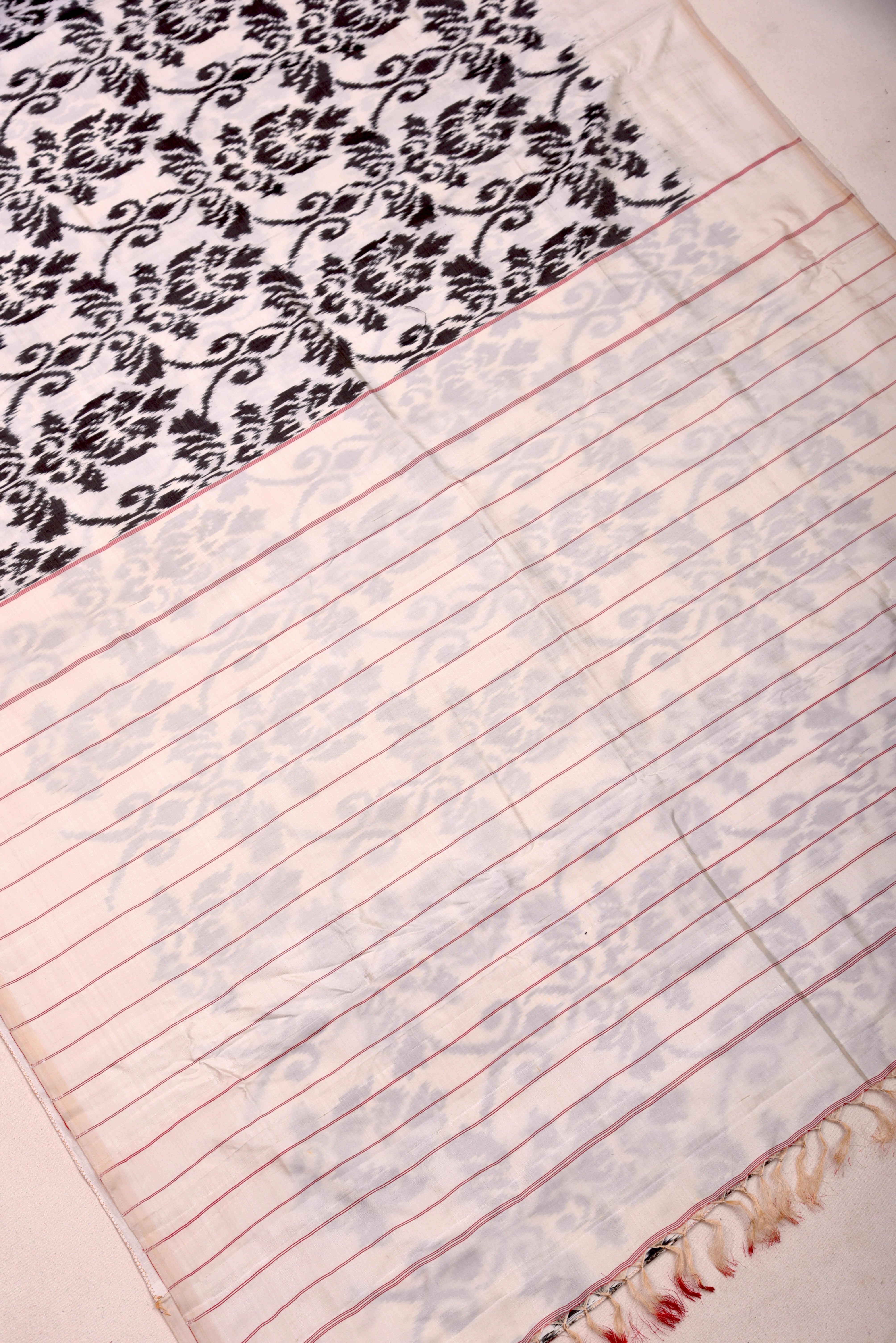 Pochumpalli Ikkat Pure Silk Handloom Saree