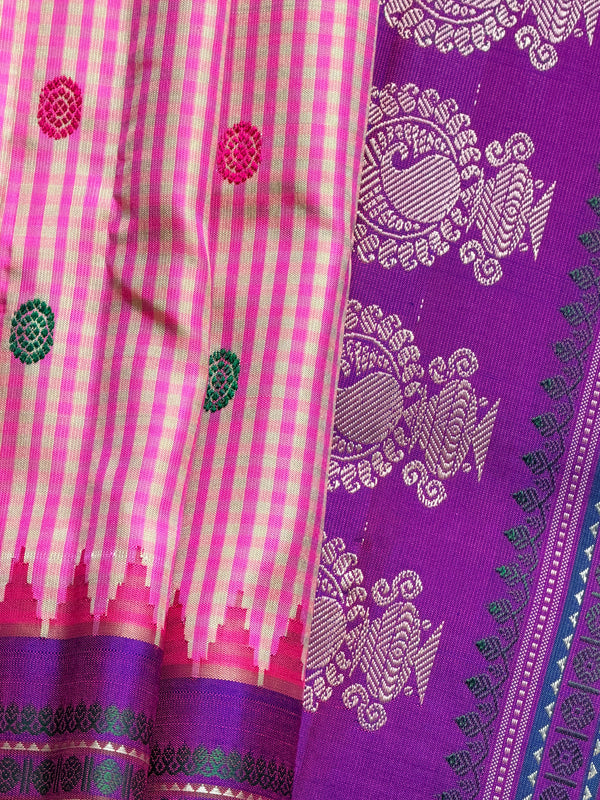 Kuttu Gadwal Pure Silk Handloom Saree