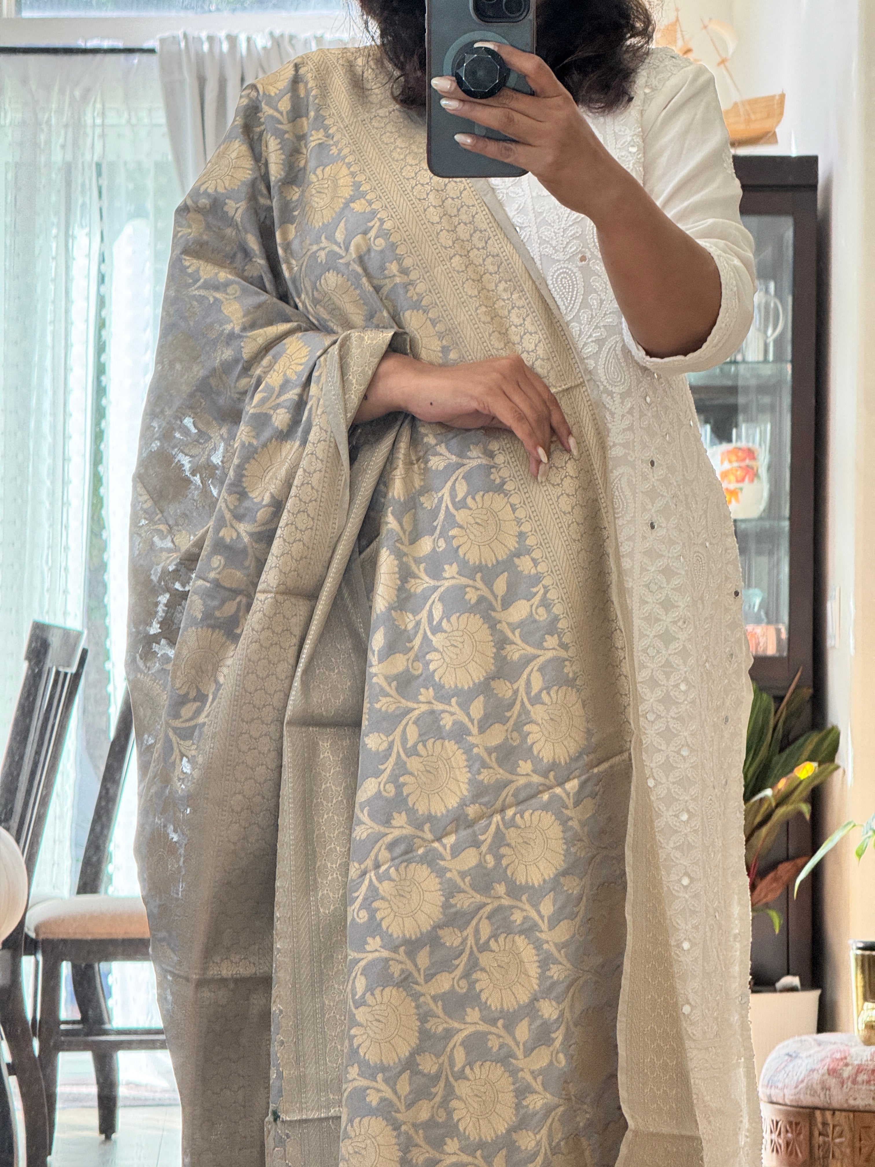 Banarasi dupatta - gray