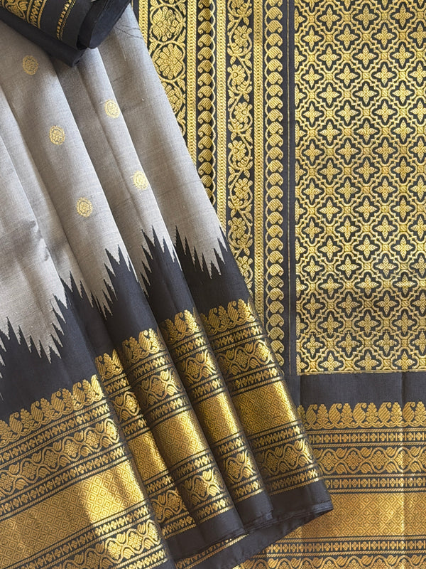 Kuttu Gadwal Pure Silk Handloom Saree