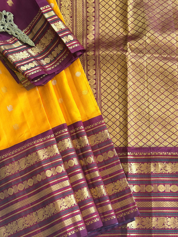 Kuttu Gadwal Pure Silk Handloom Saree