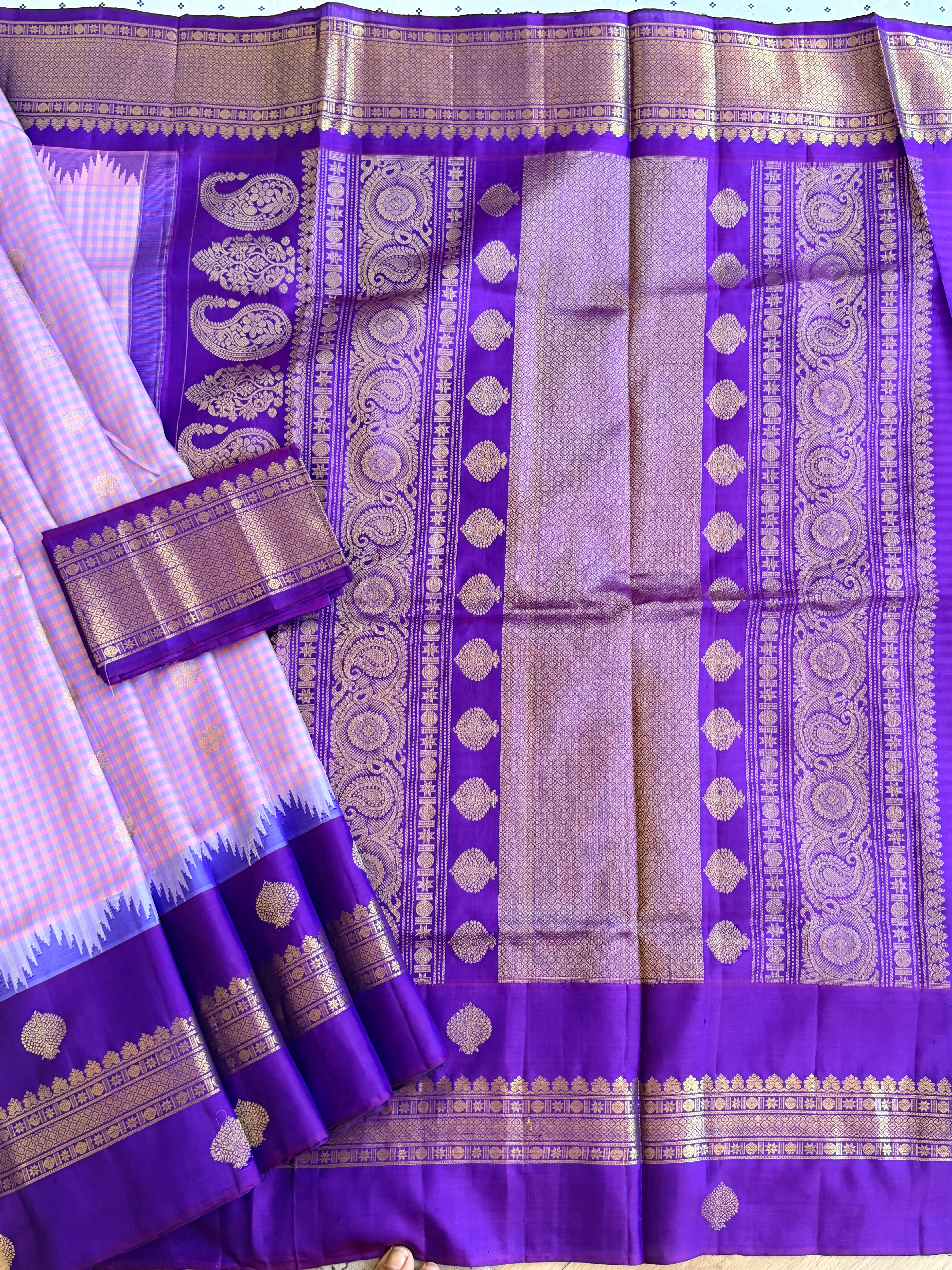 Kuttu Gadwal Pure Silk Handloom Saree