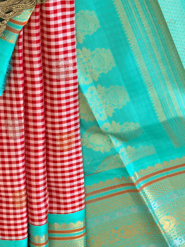 Kuttu Gadwal Pure Silk Handloom Saree