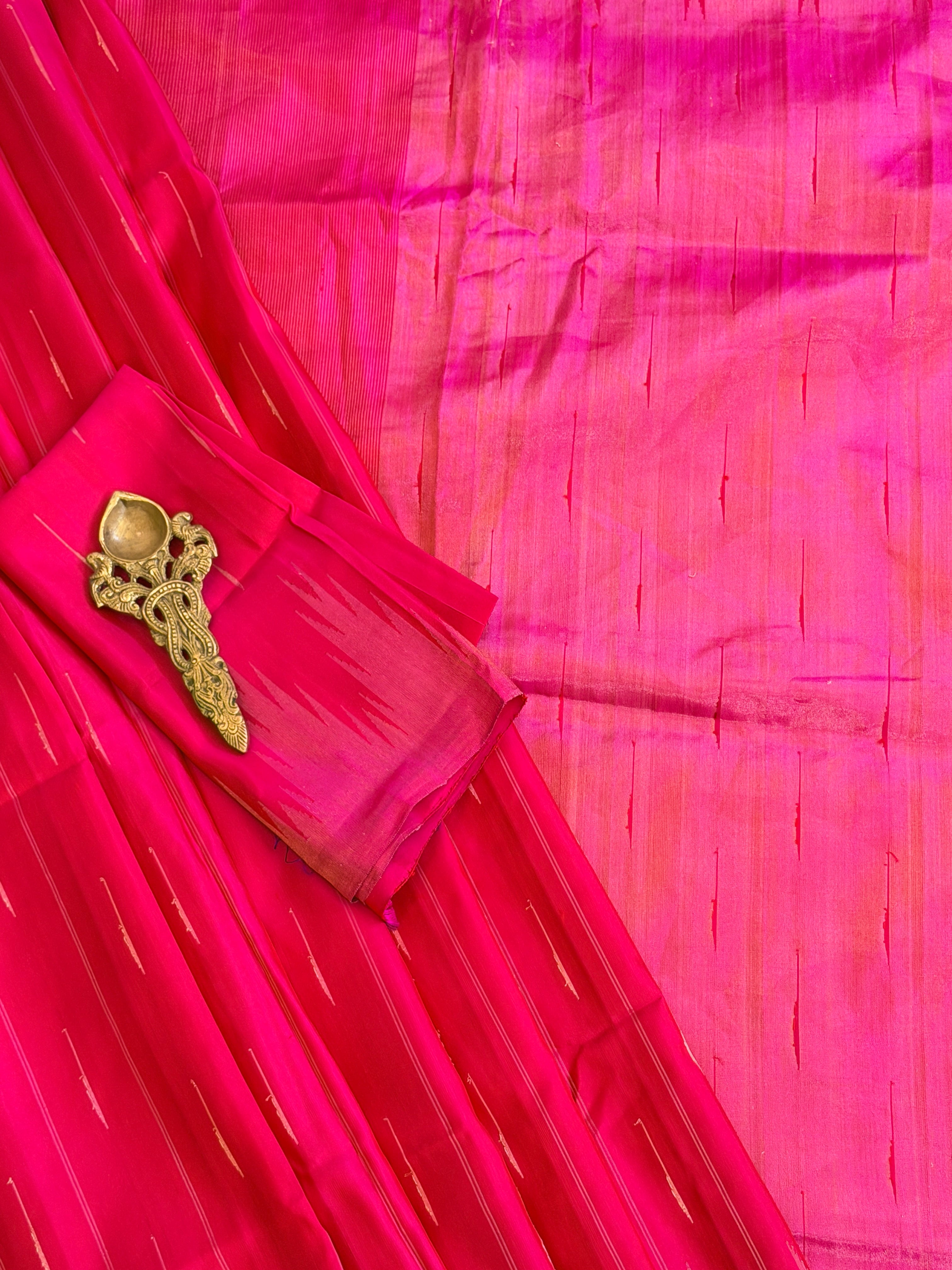 Kuttu Gadwal Pure Silk Handloom Saree