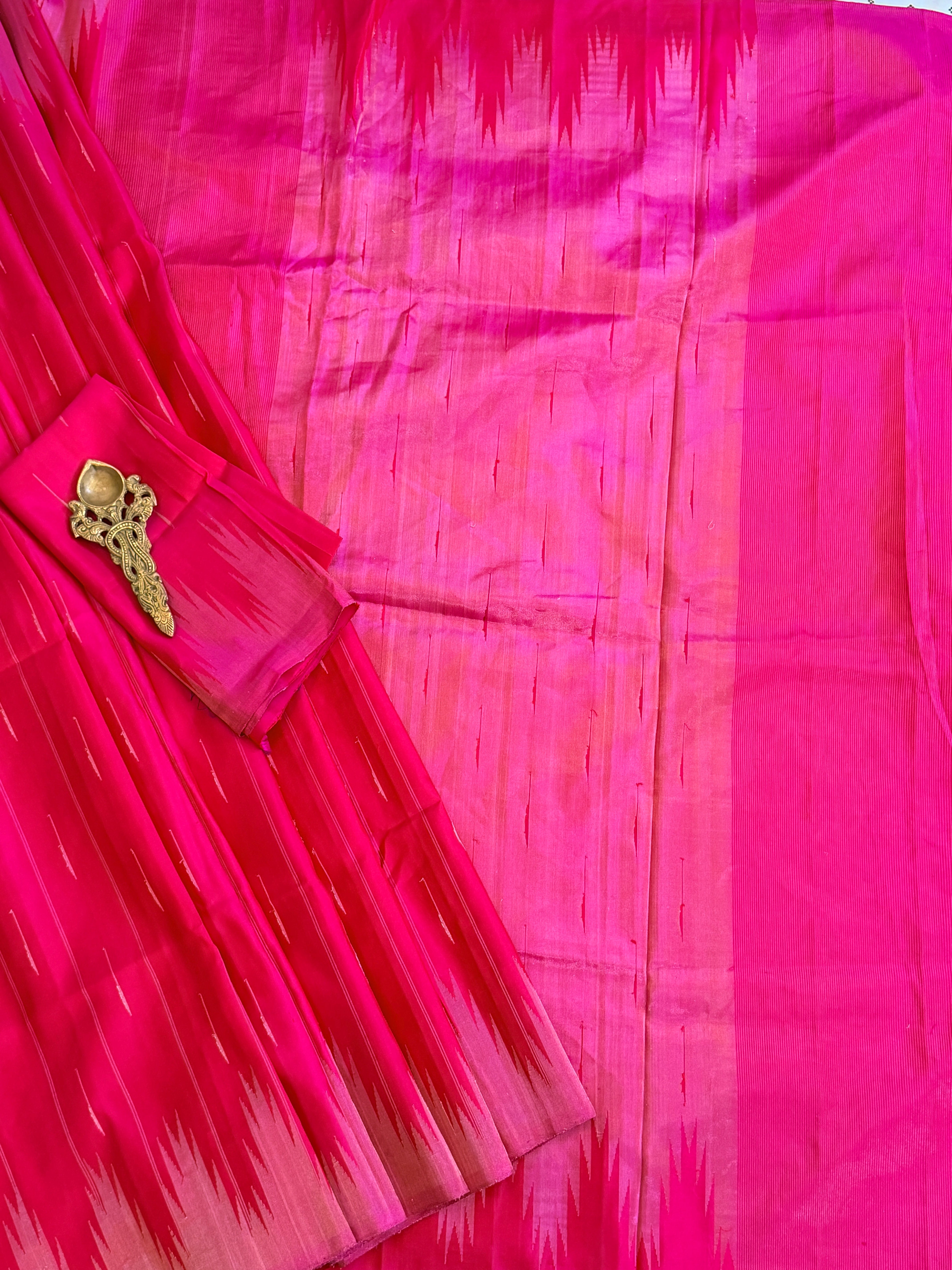Kuttu Gadwal Pure Silk Handloom Saree