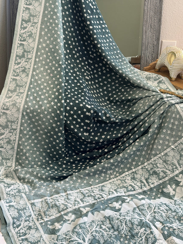 Bandhani Saree With Bird Motif