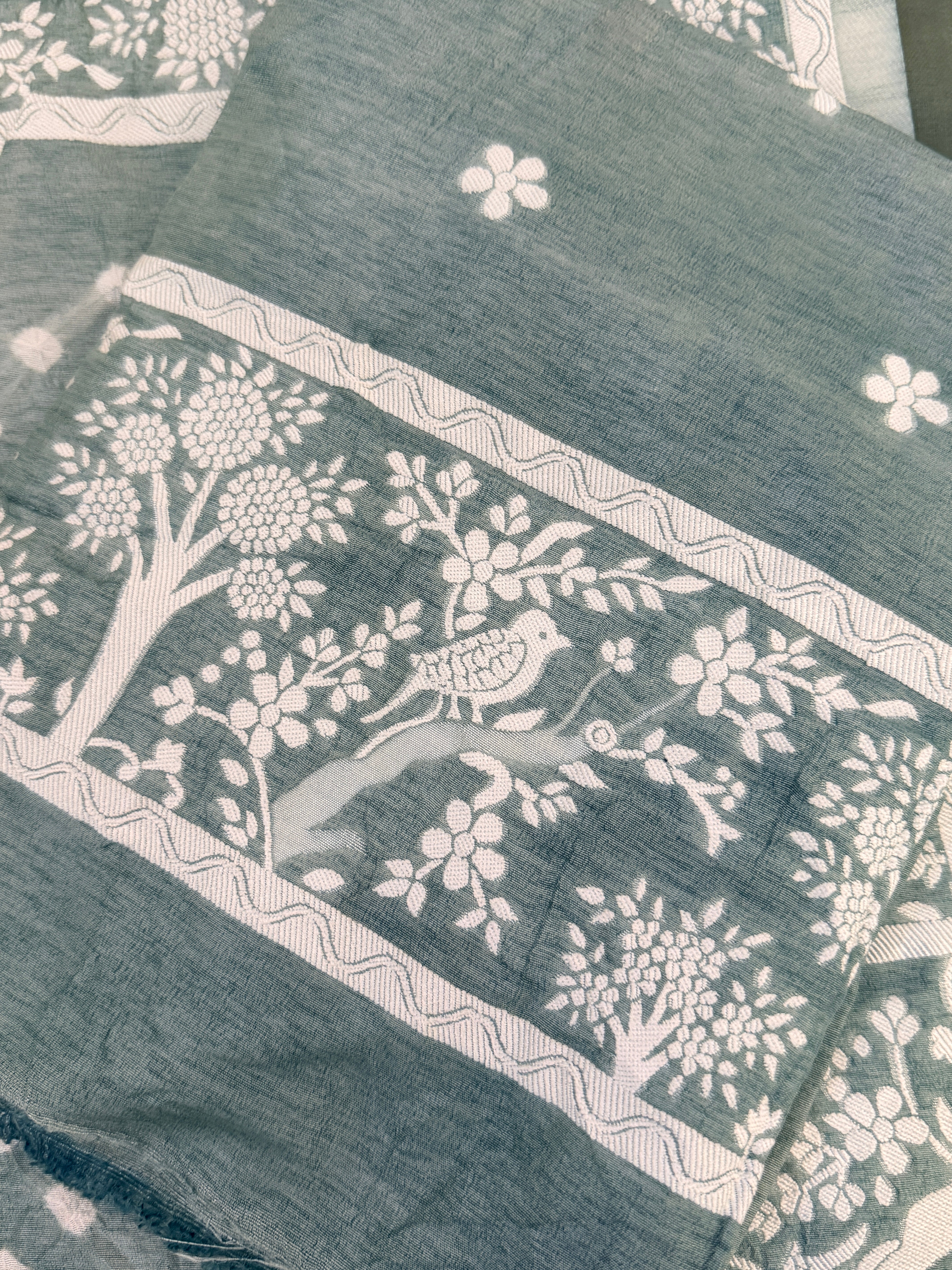 Bandhani Saree With Bird Motif