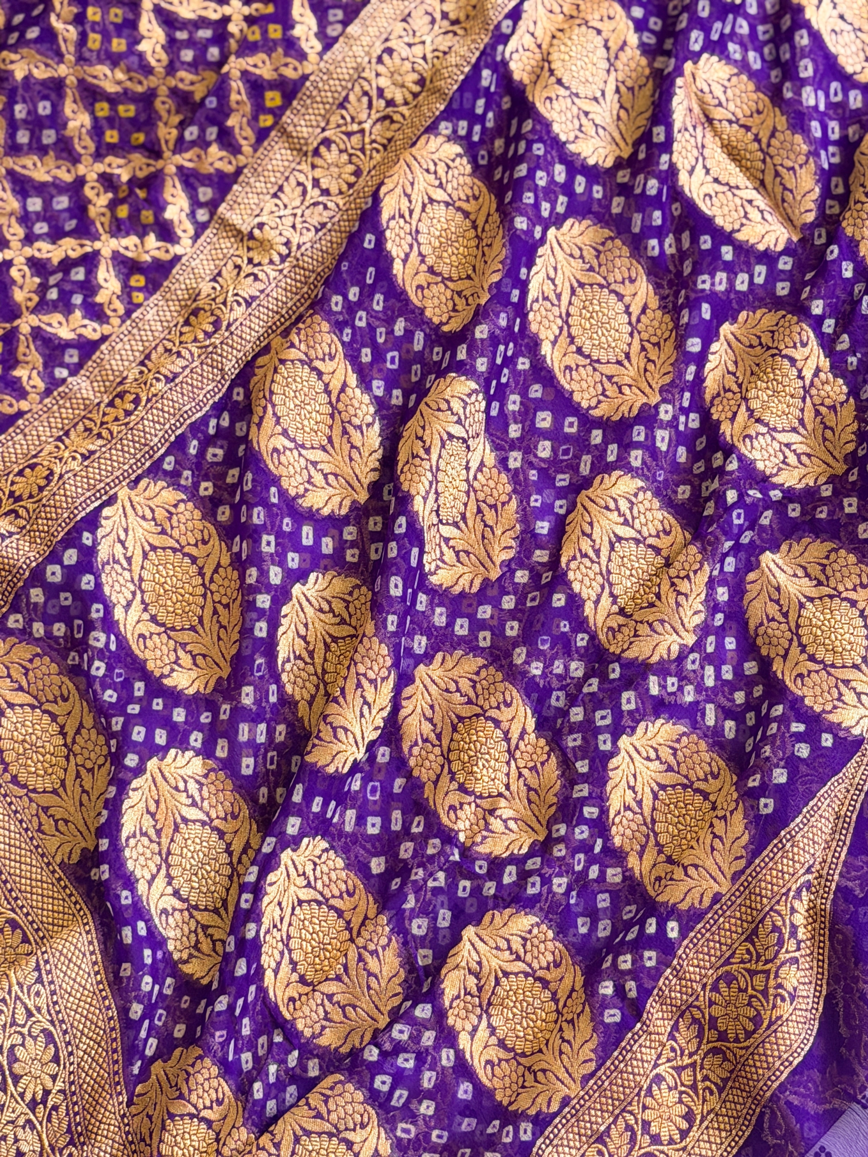 Banarasi Bandhani Saree