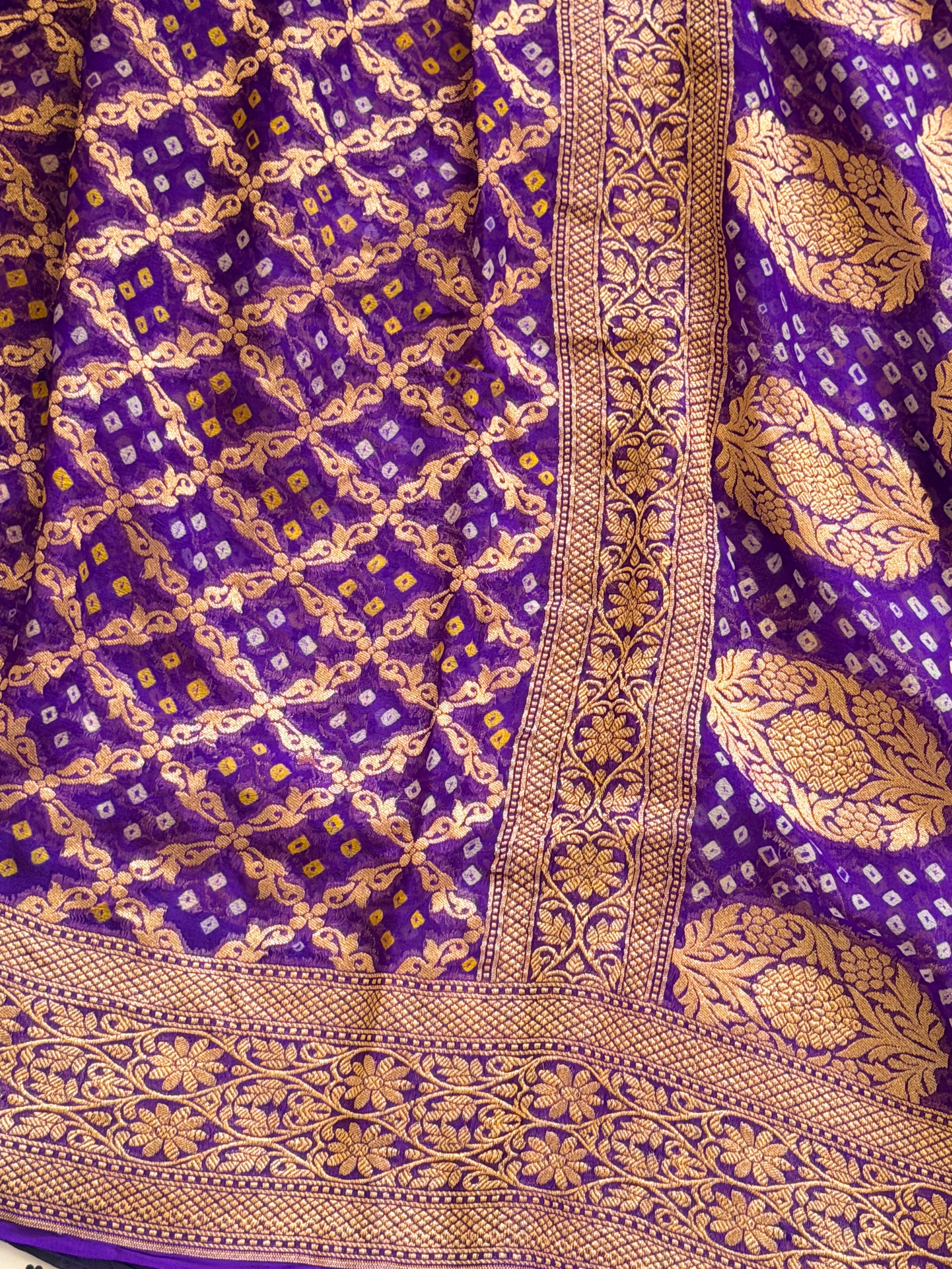 Banarasi Bandhani Saree