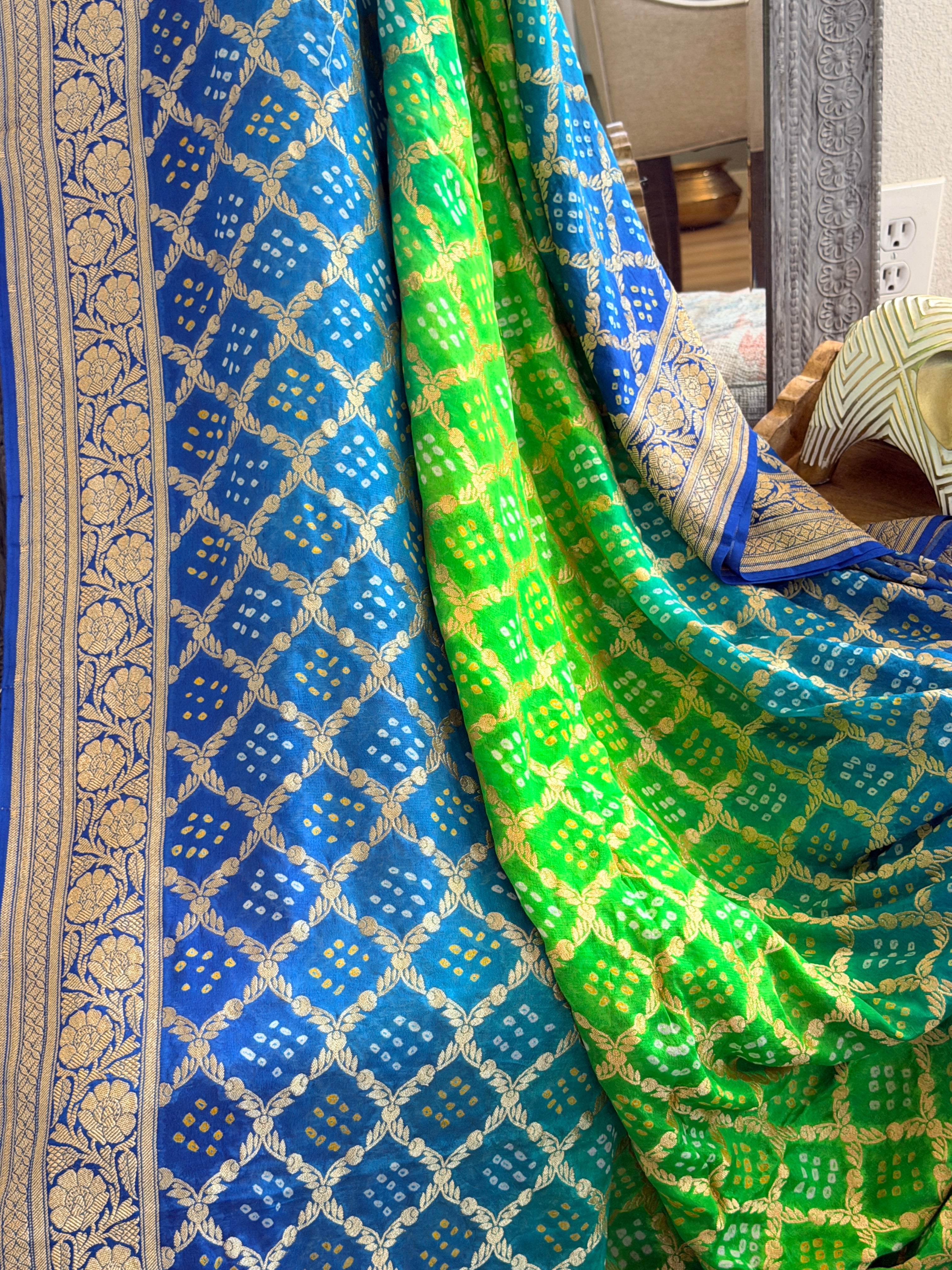 Banarasi Bandhani Saree