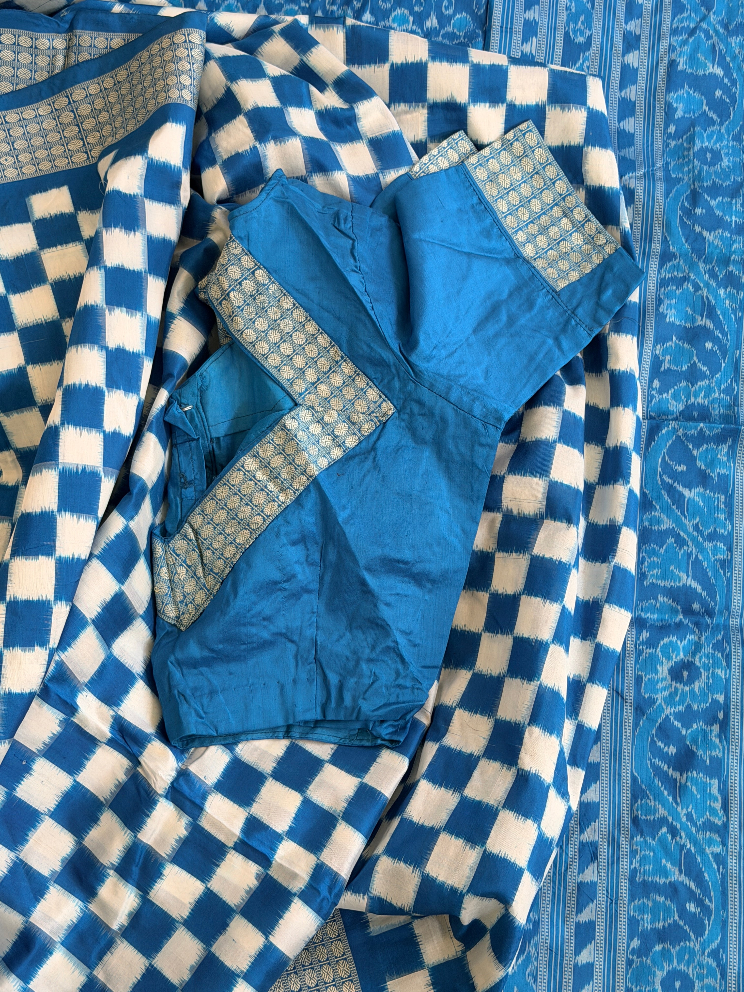 Blue white pasapali pure sambalpuri saree