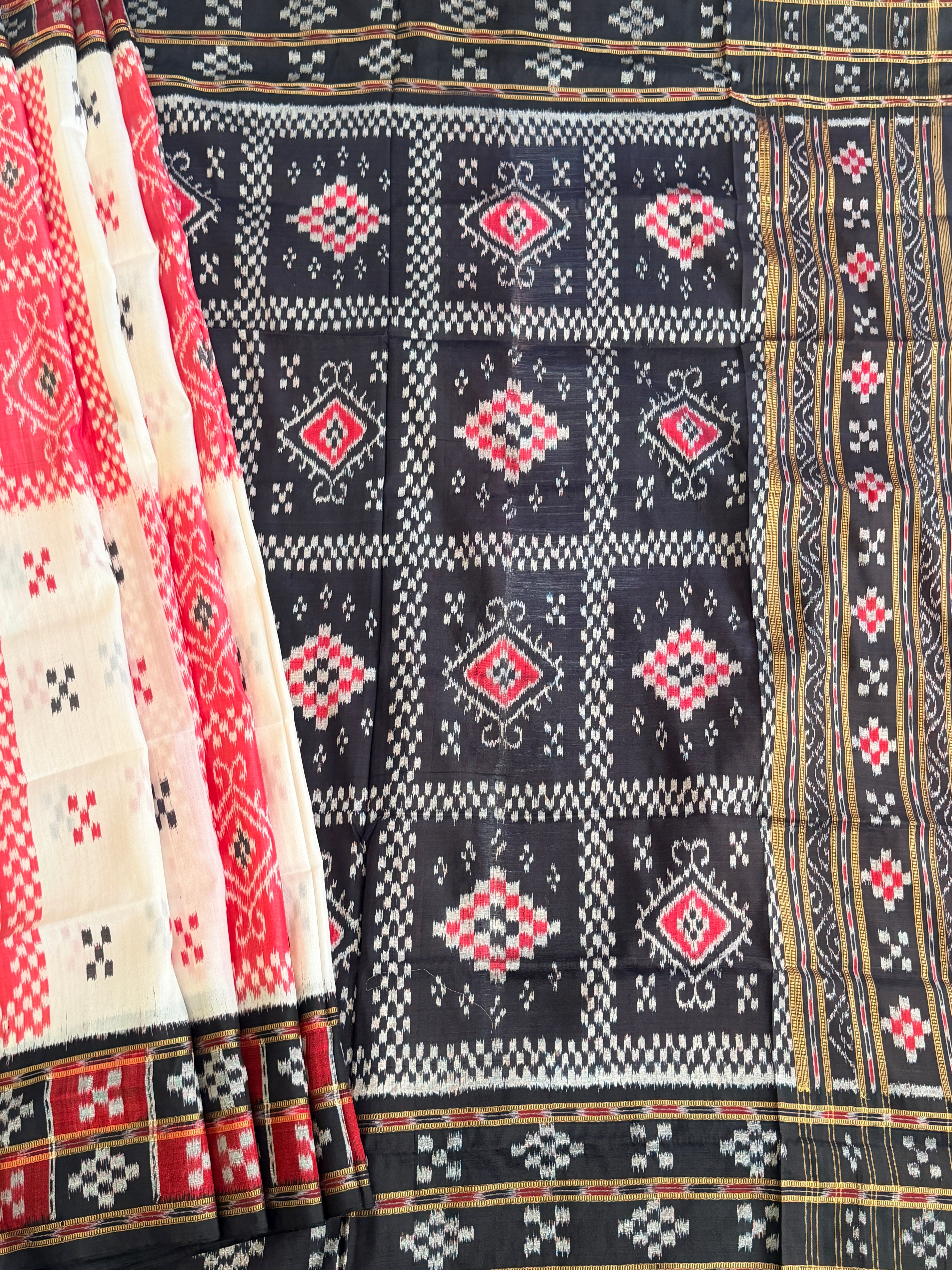 White red check khandua