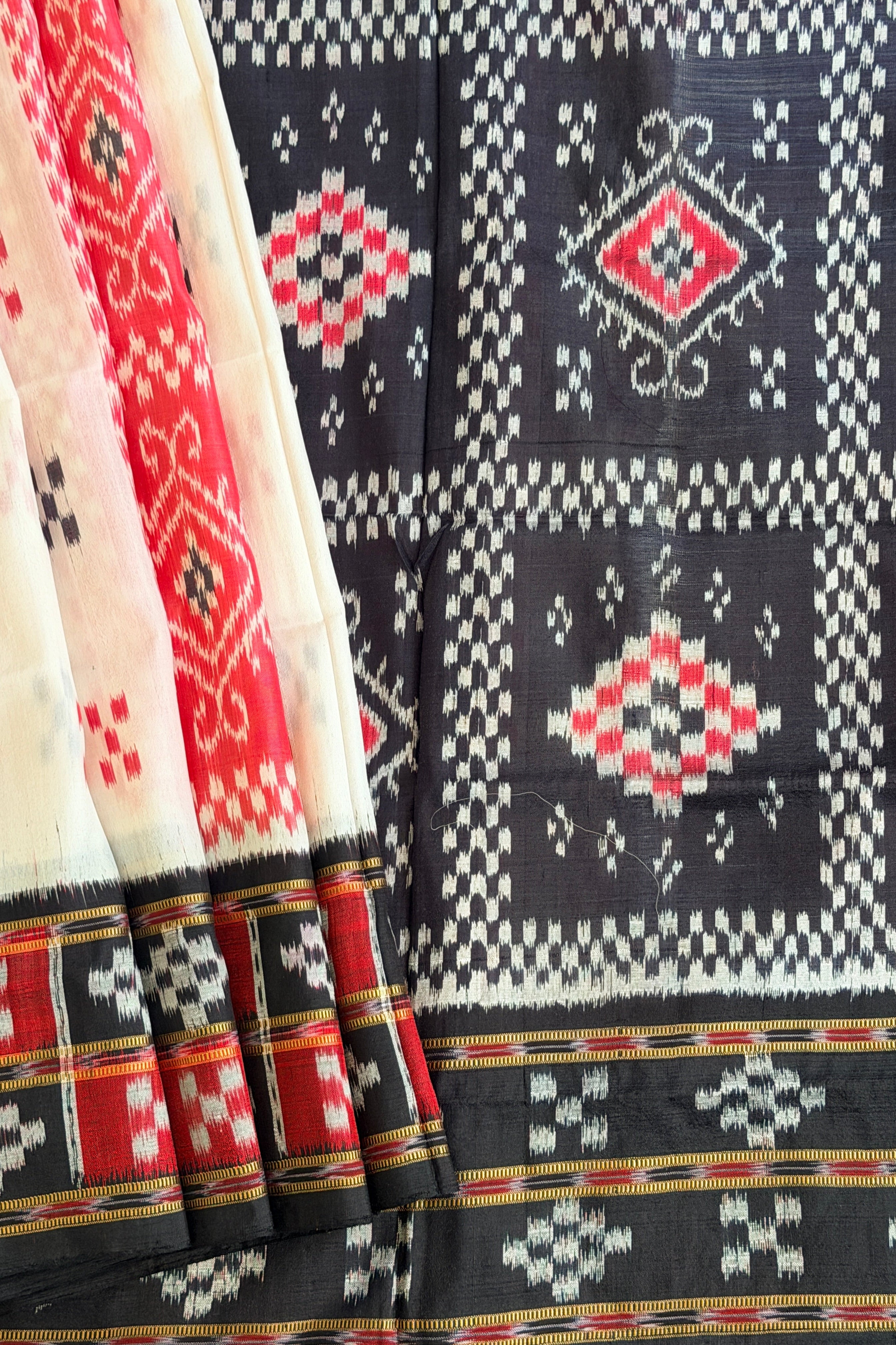 White red check khandua