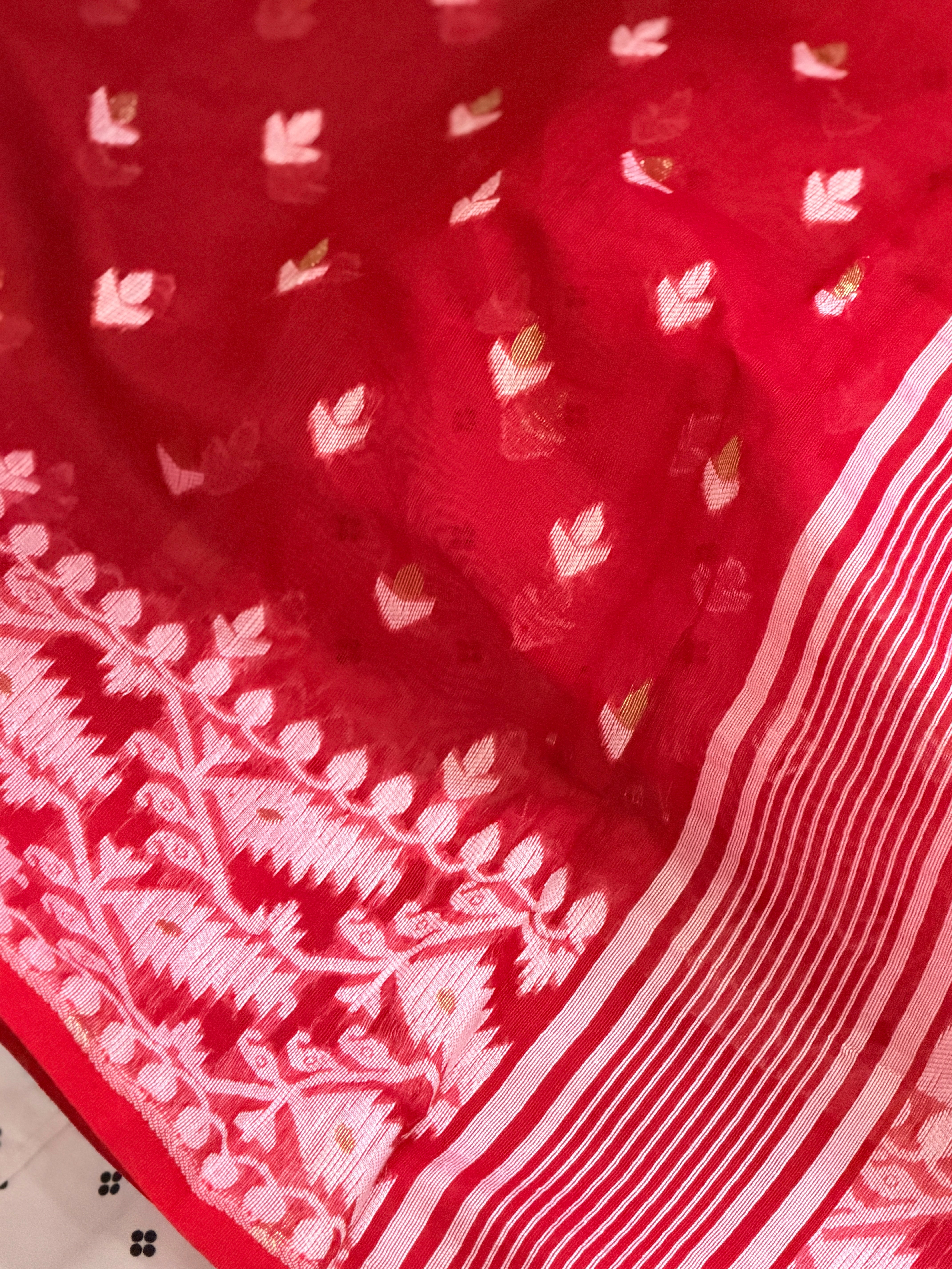 Muslin Jamdani Saree