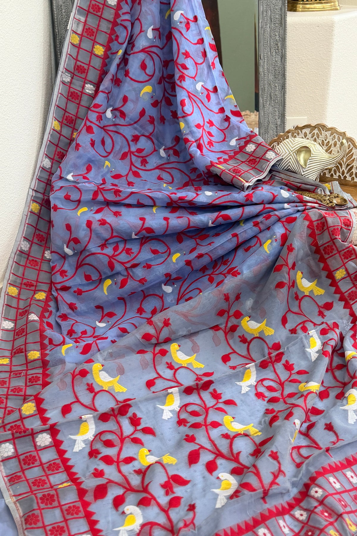 Muslin Jamdani Saree