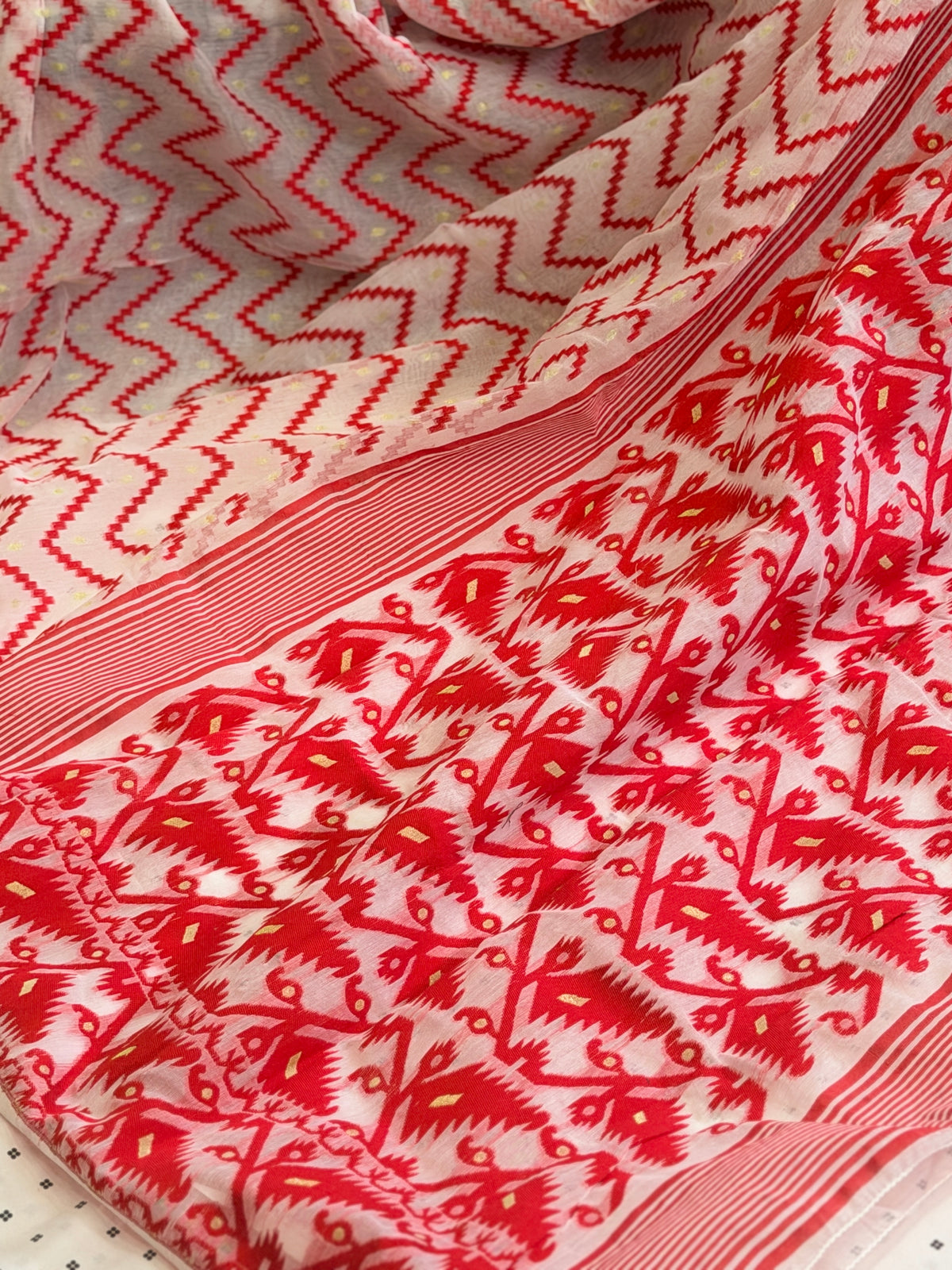 Muslin Jamdani Saree