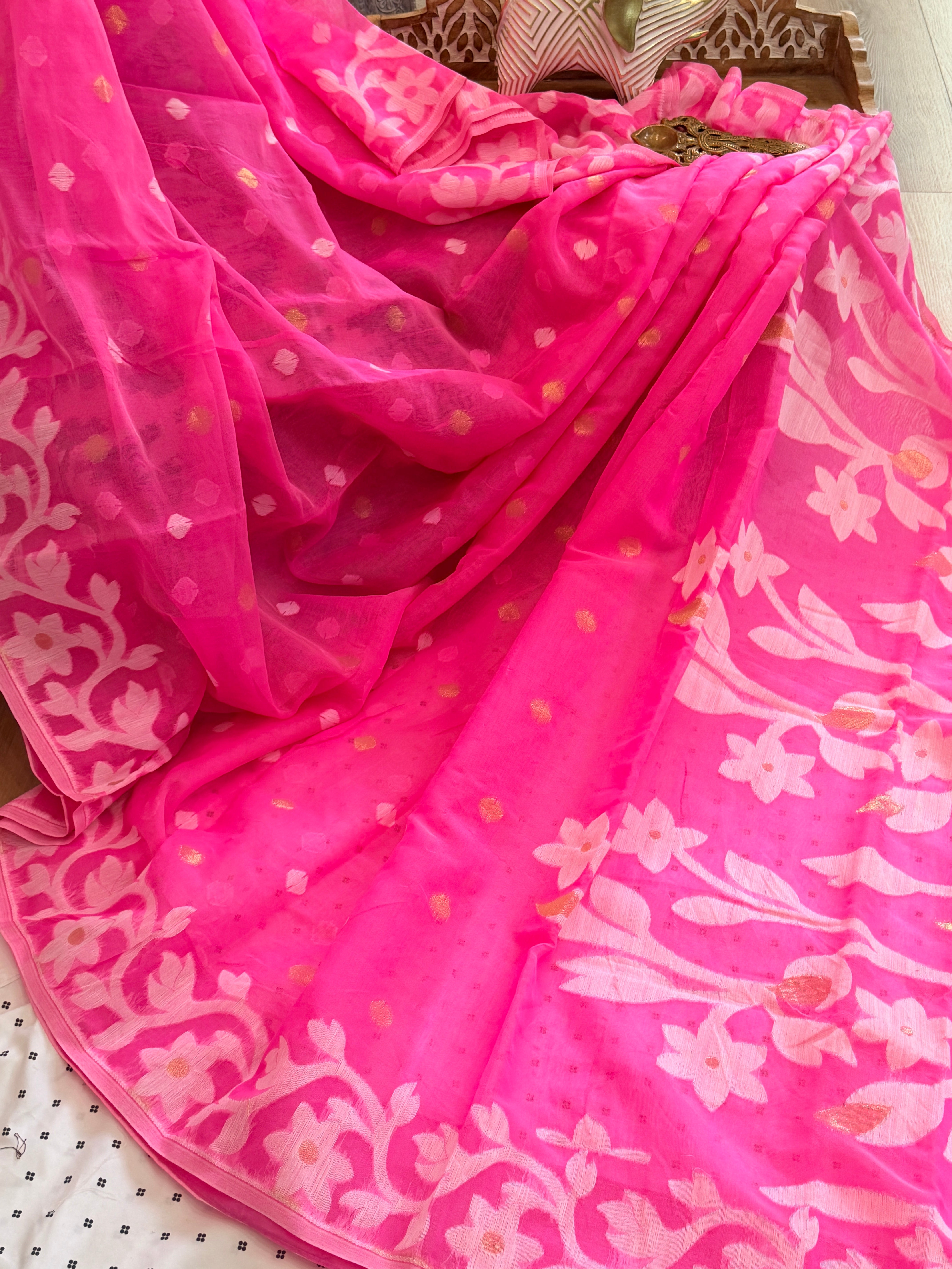 Muslin Jamdani Saree
