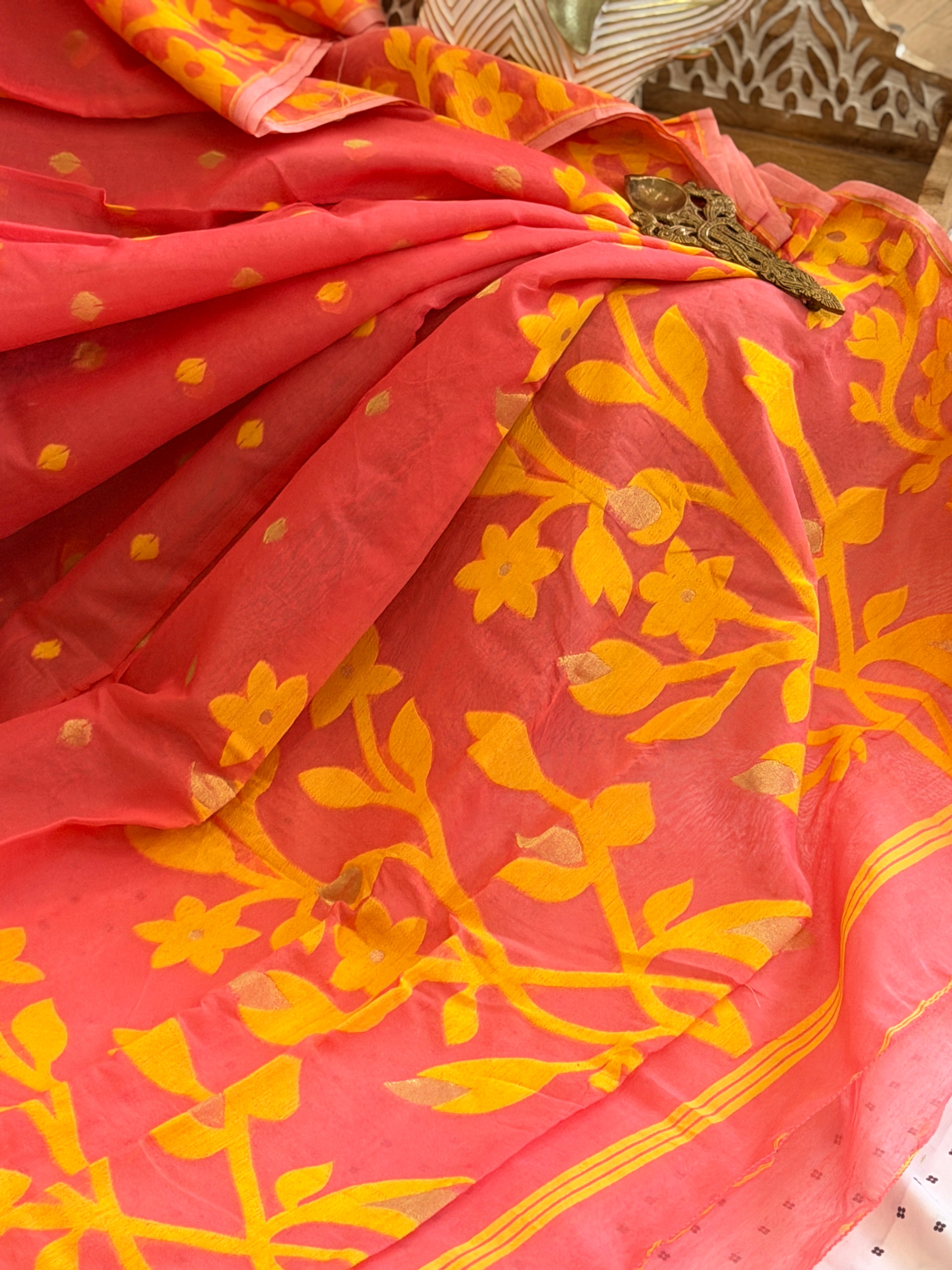 Muslin Jamdani Saree