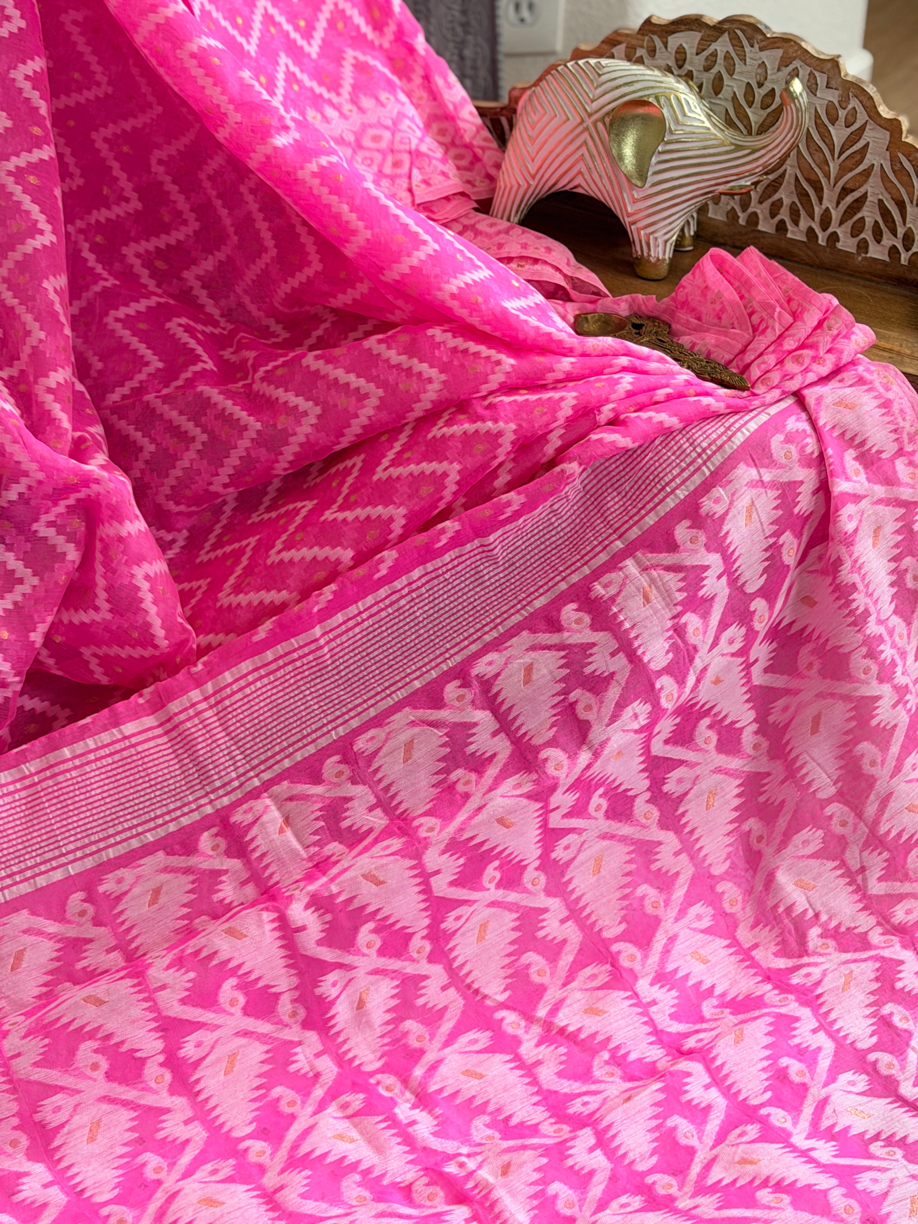 Muslin Jamdani Saree