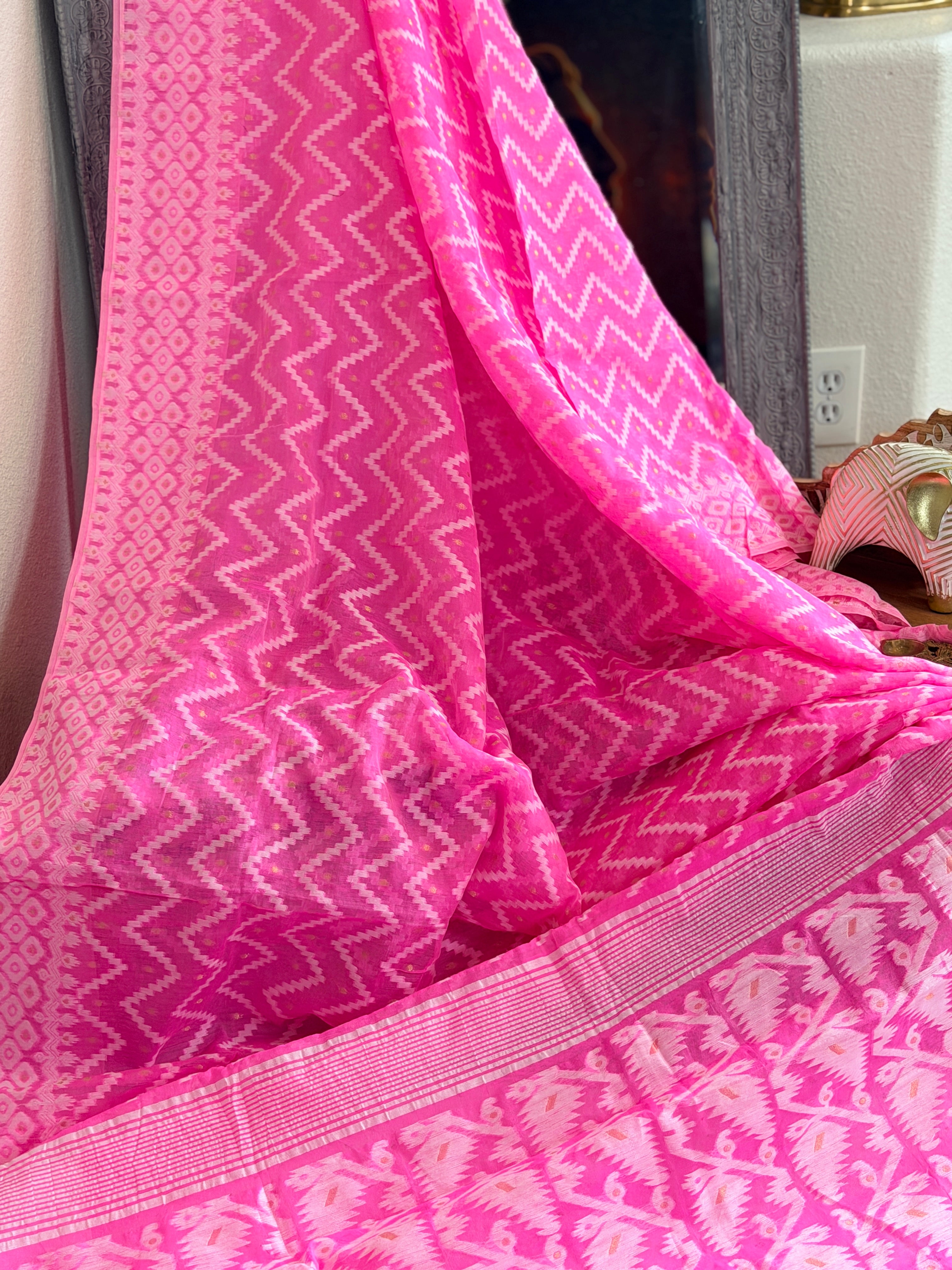 Muslin Jamdani Saree