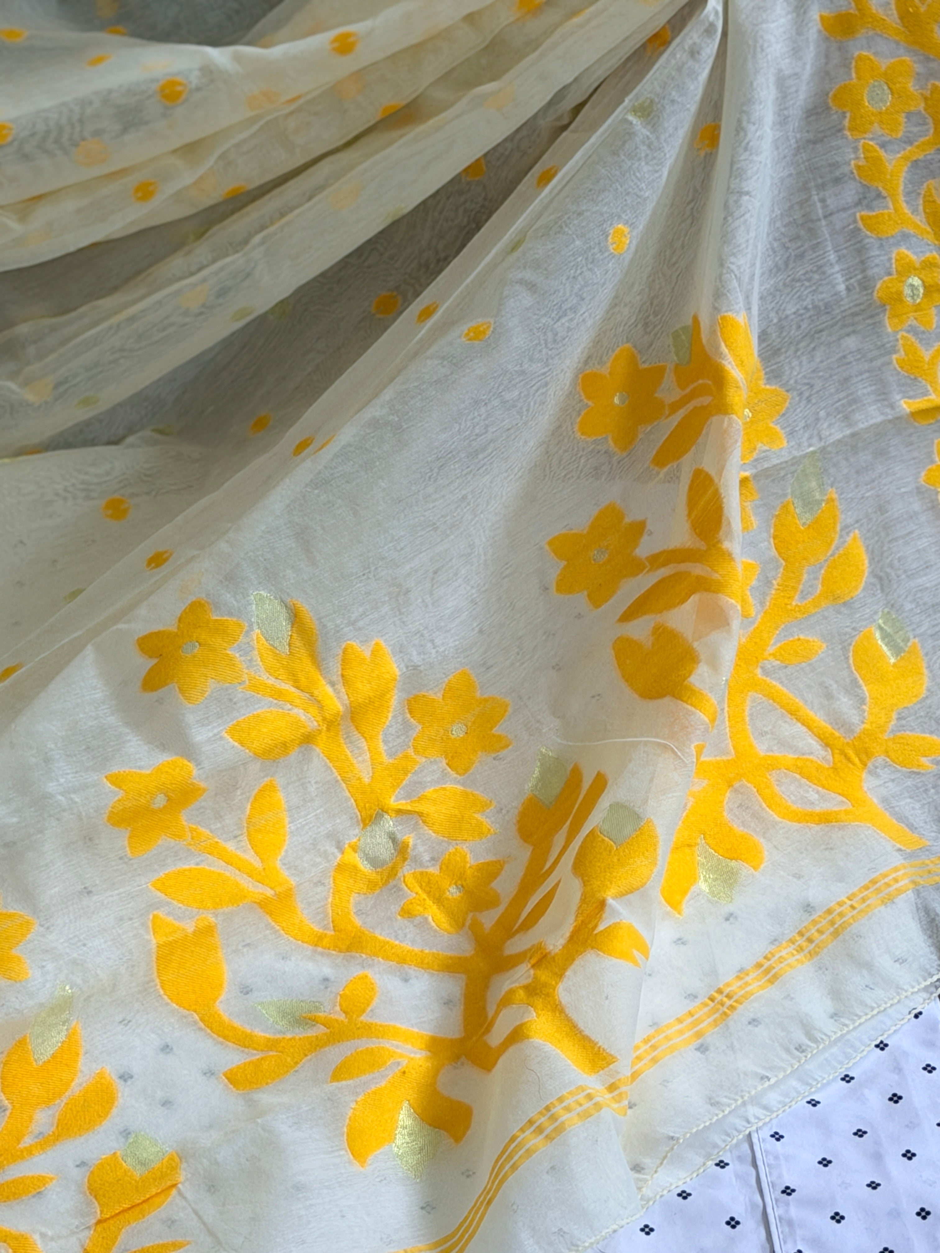 Muslin Jamdani Saree