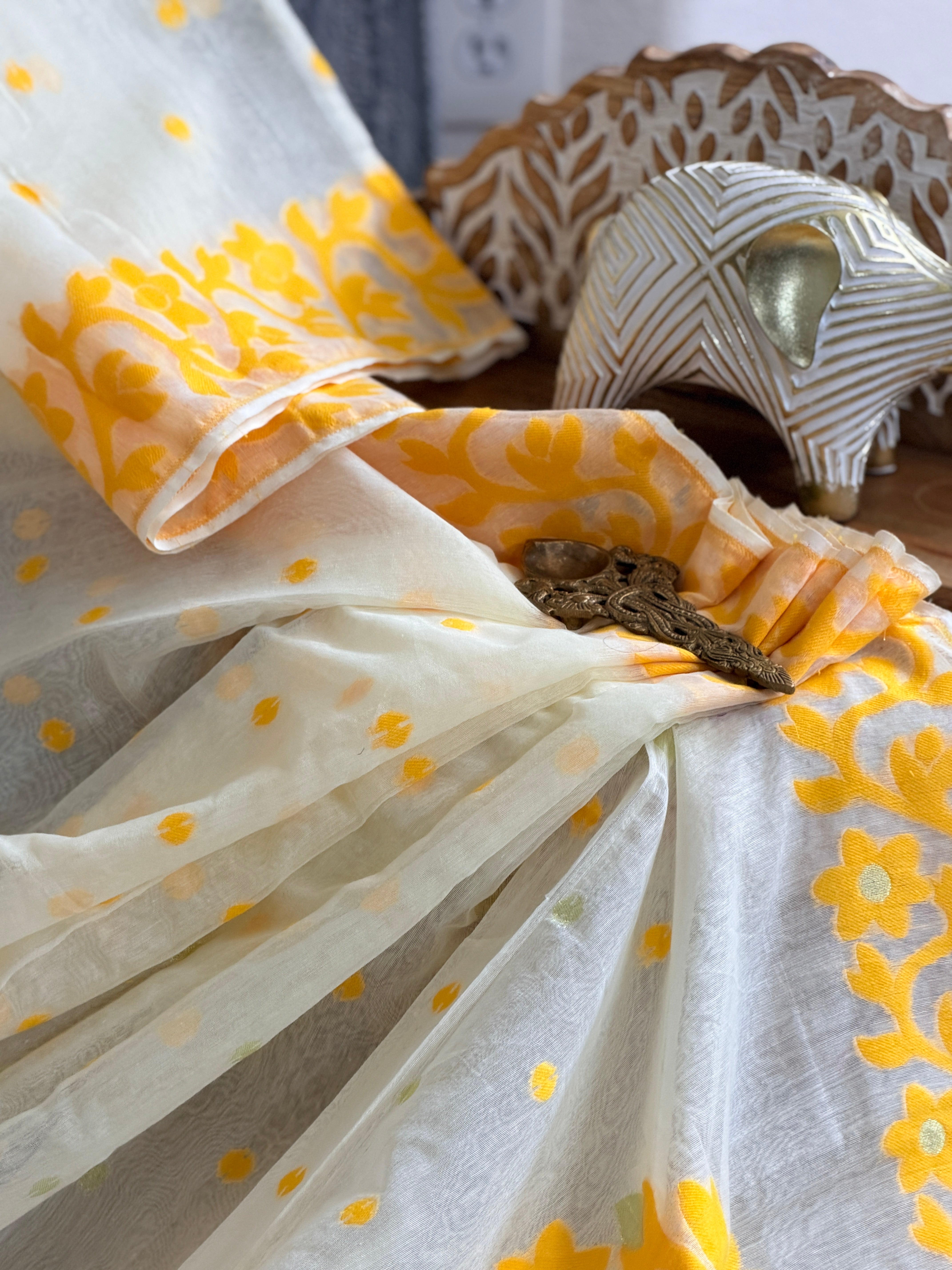 Muslin Jamdani Saree