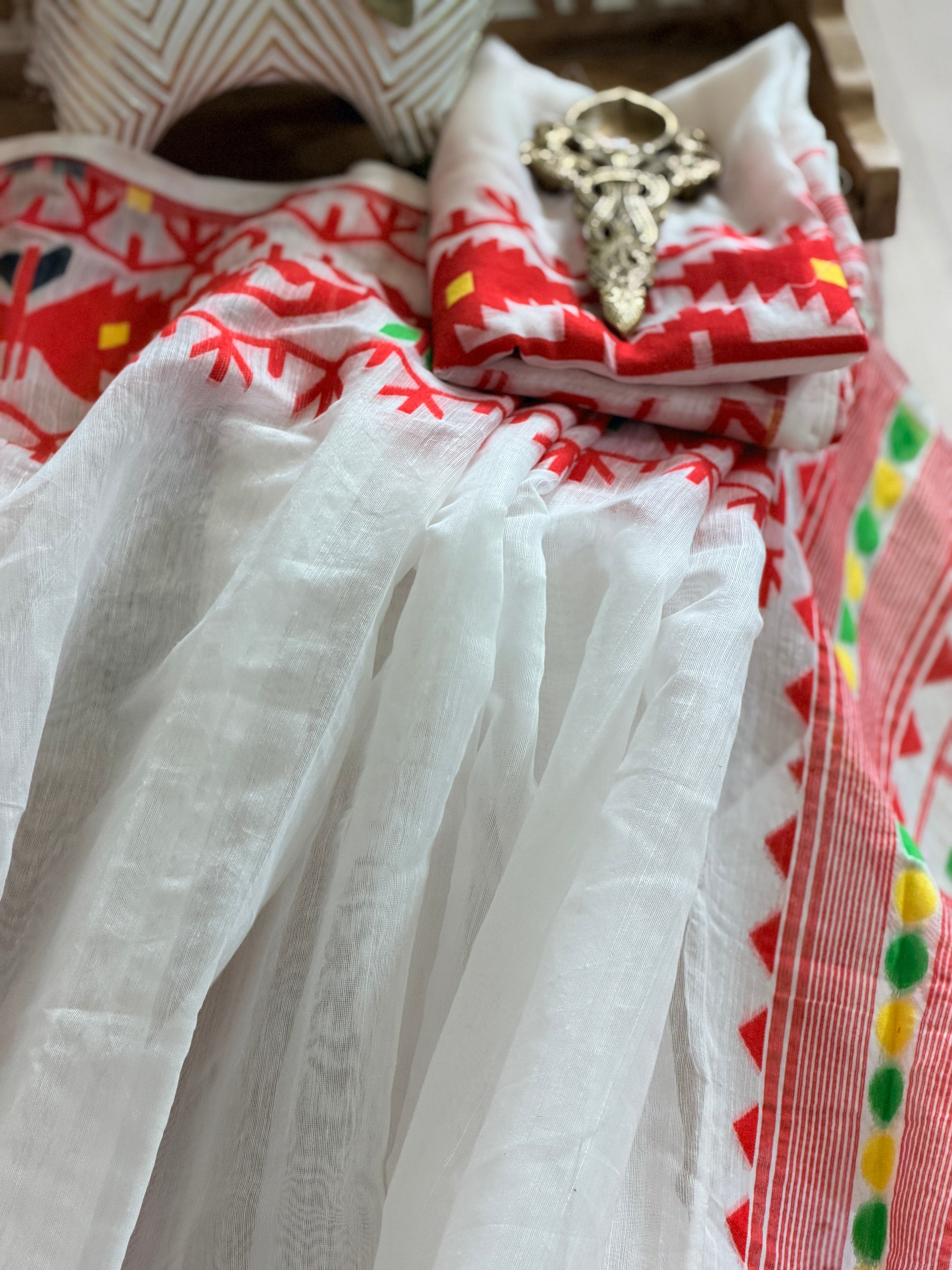 Muslin Jamdani Saree