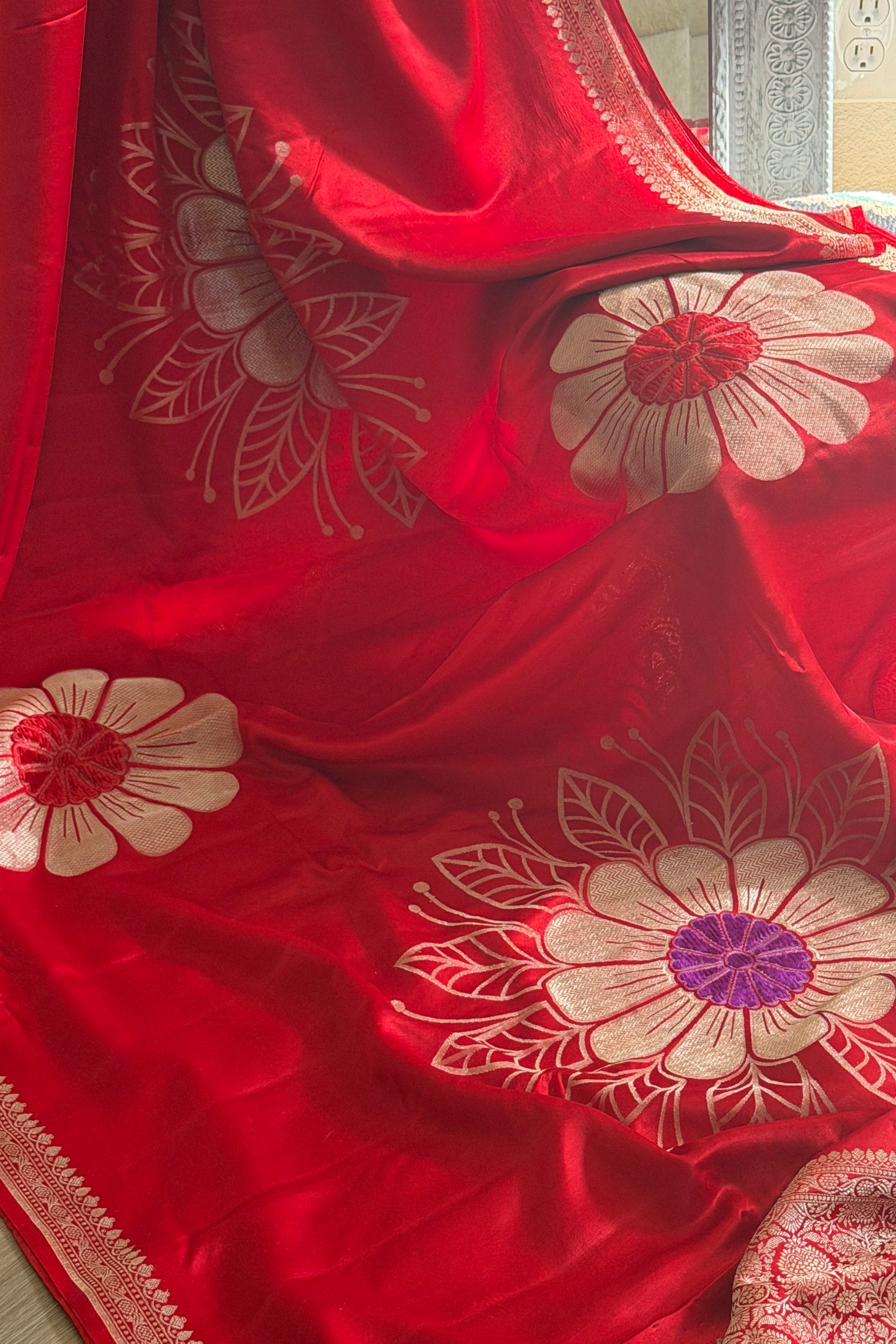 Banarasi Mashru Pure Silk Velvet Weaving Saree