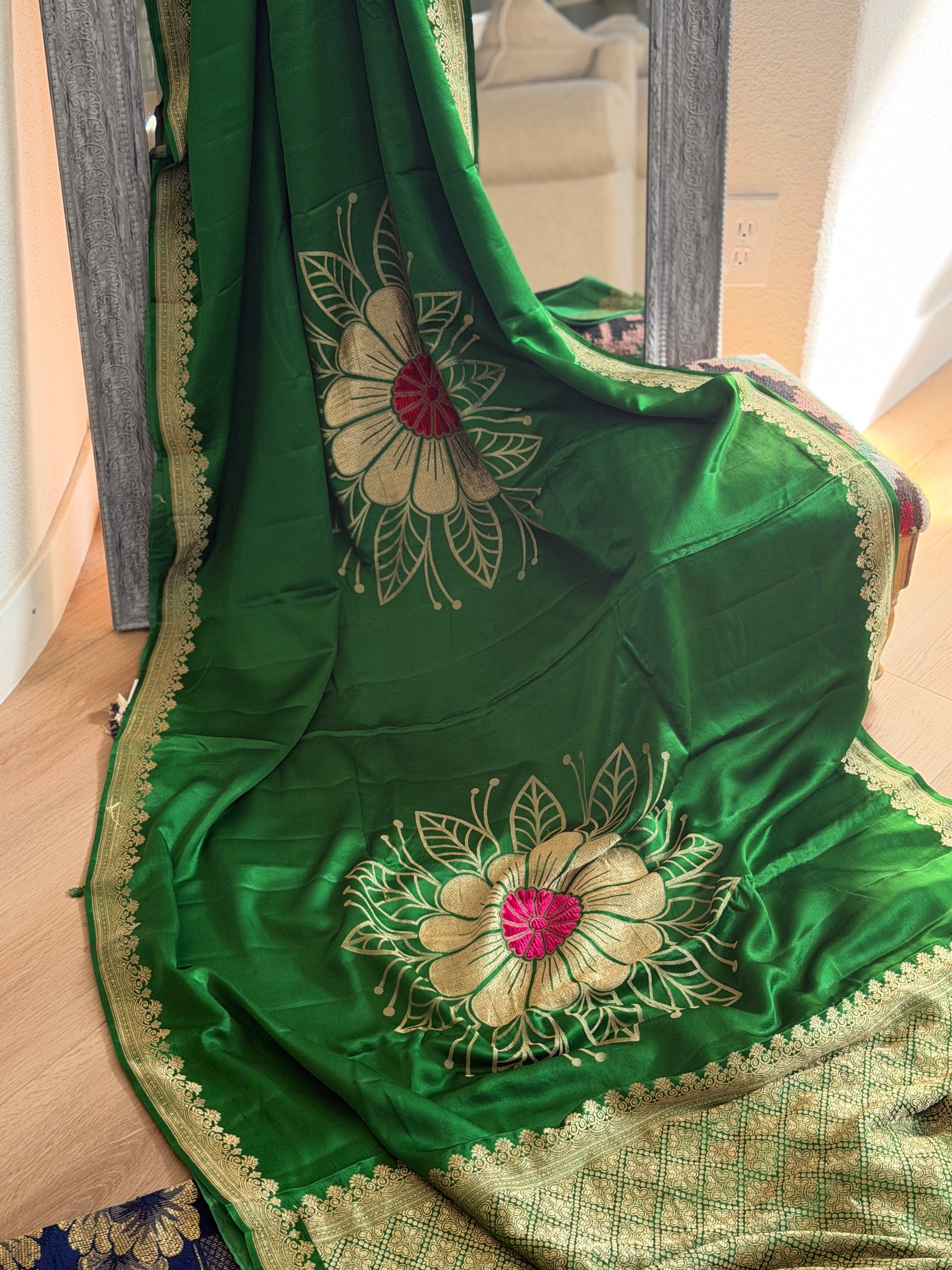 Banarasi Mashru Pure Silk Velvet Weaving Saree