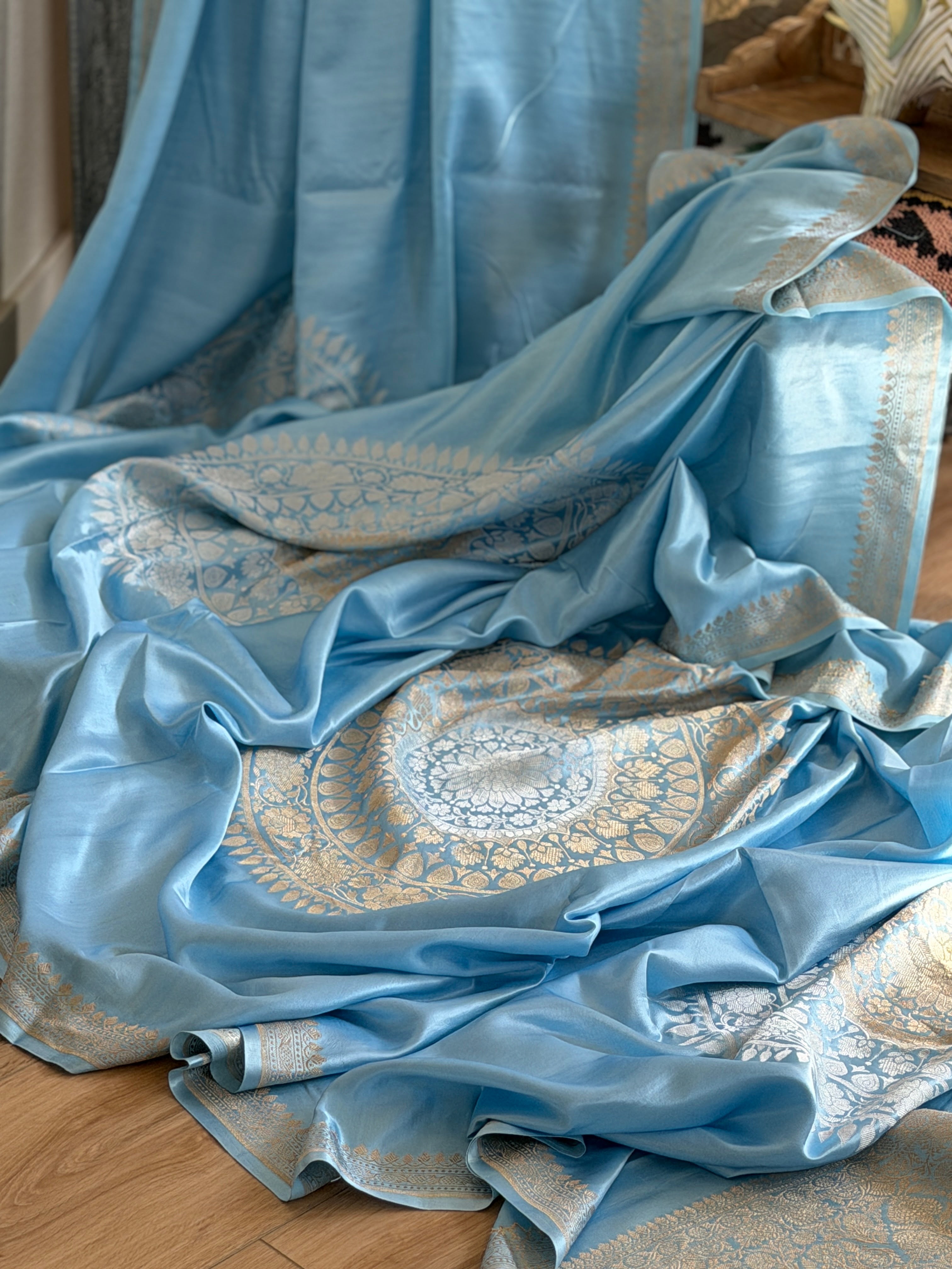 Banarasi Mashru Pure Silk Sona Roopa Saree