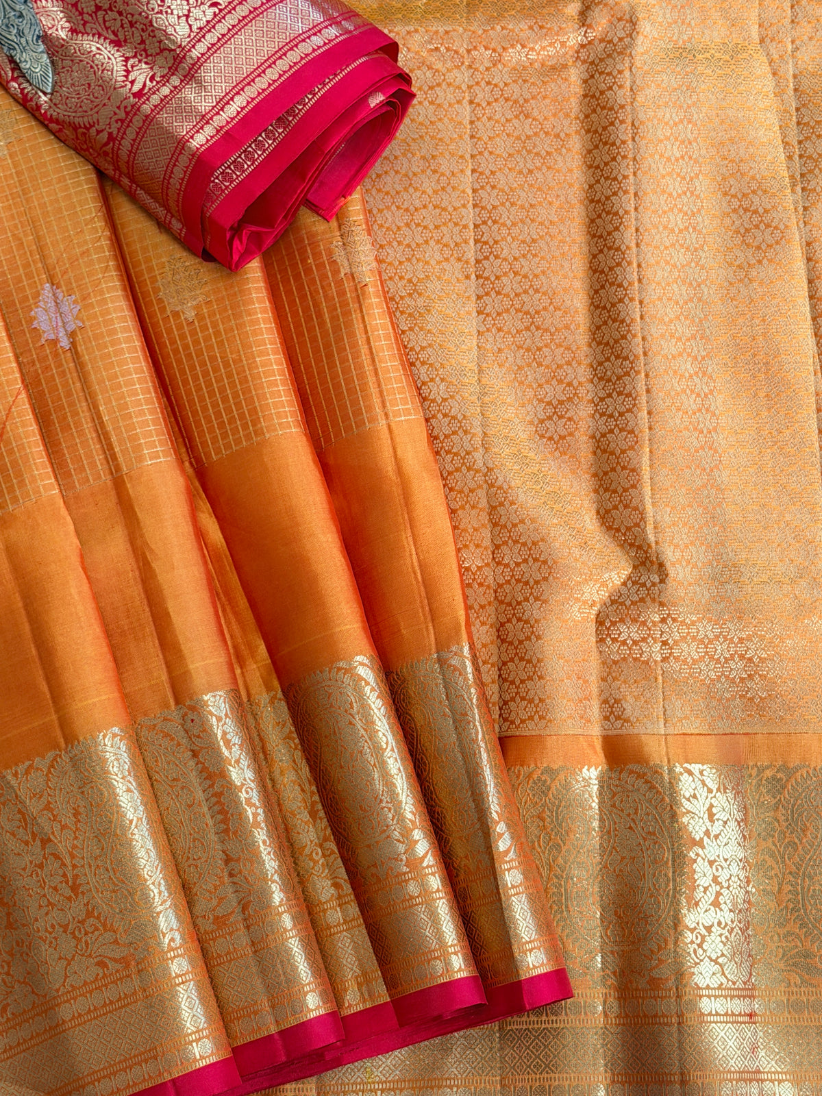 Kuttu Gadwal Pure Silk Handloom Saree