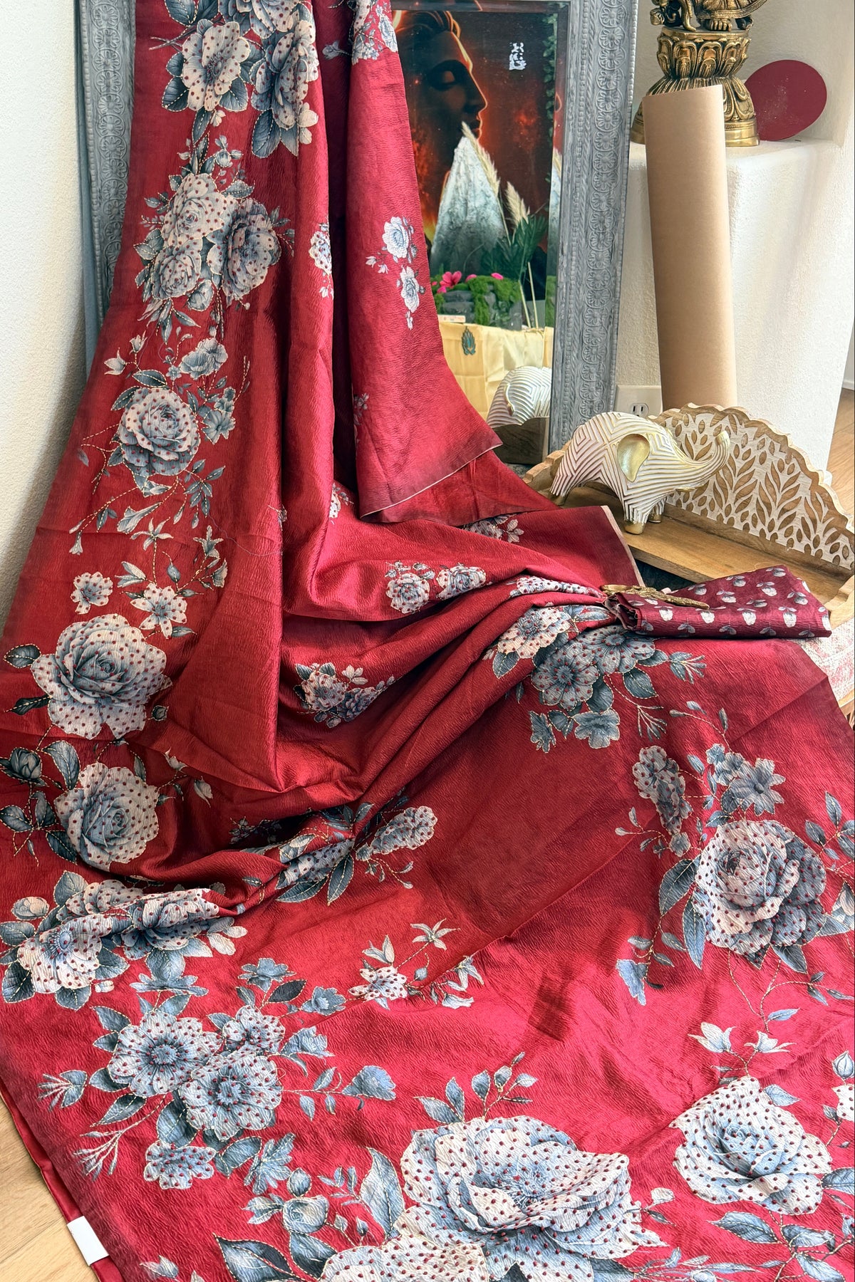 Semi Tussar Printed saree with French Knot work
