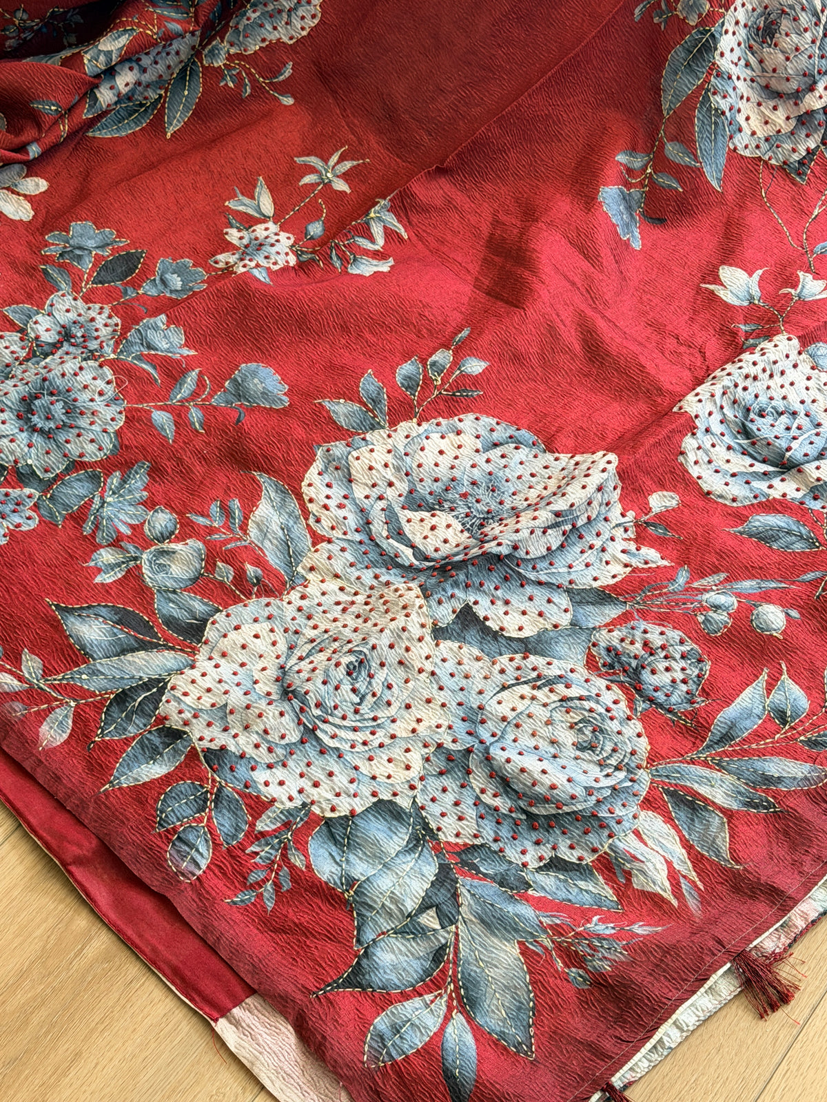 Semi Tussar Printed saree with French Knot work