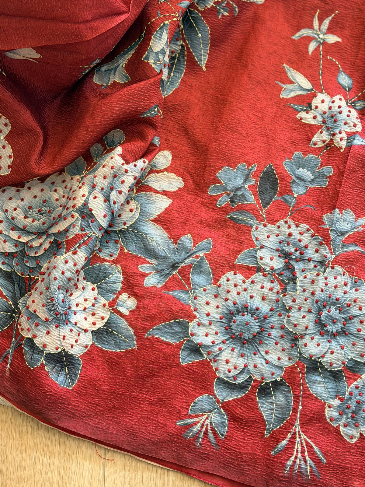 Semi Tussar Printed saree with French Knot work