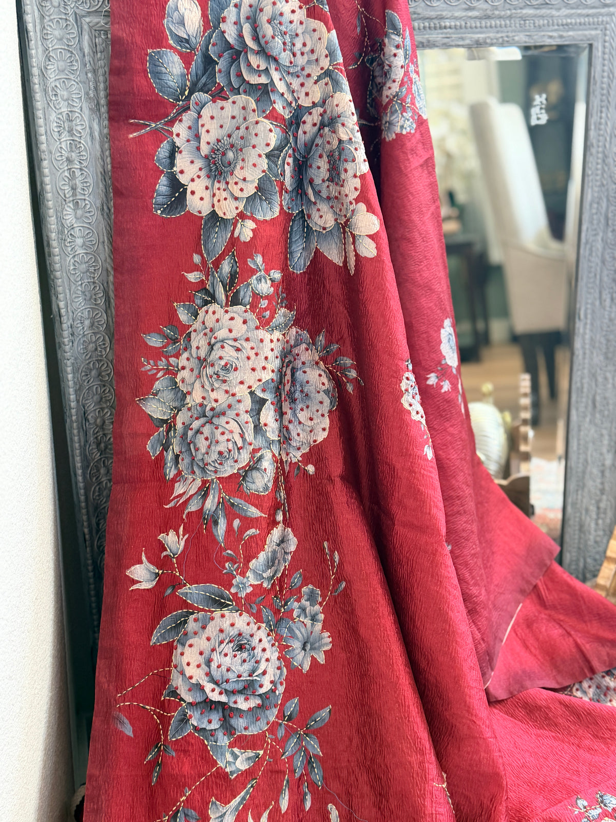 Semi Tussar Printed saree with French Knot work