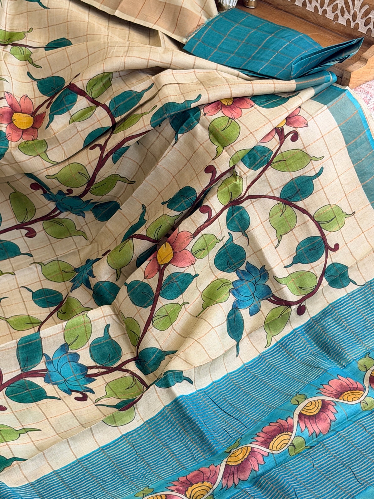Bisnupuri Tussar Silk Saree