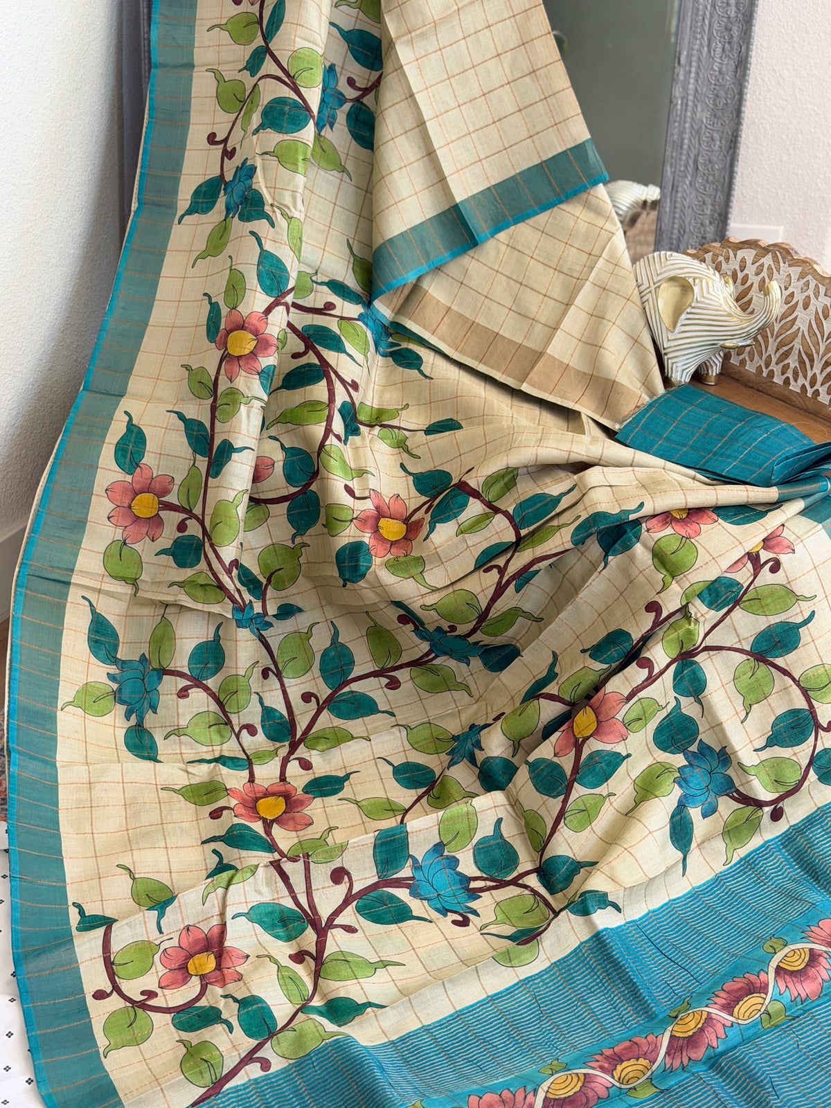 Bisnupuri Tussar Silk Saree
