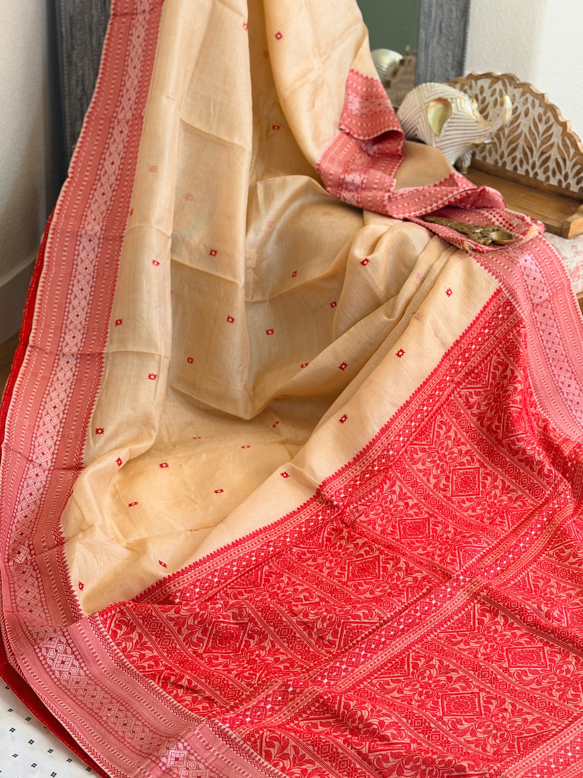Bisnupuri Tussar Silk Saree