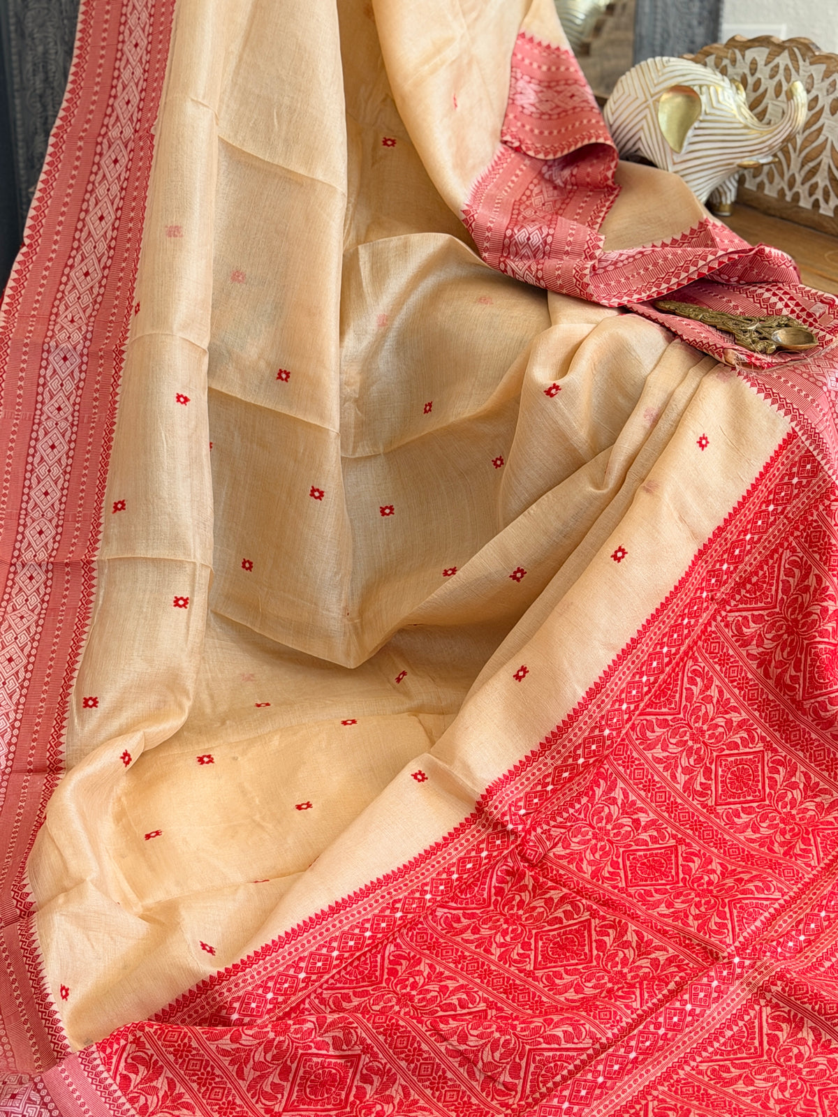 Bisnupuri Tussar Silk Saree