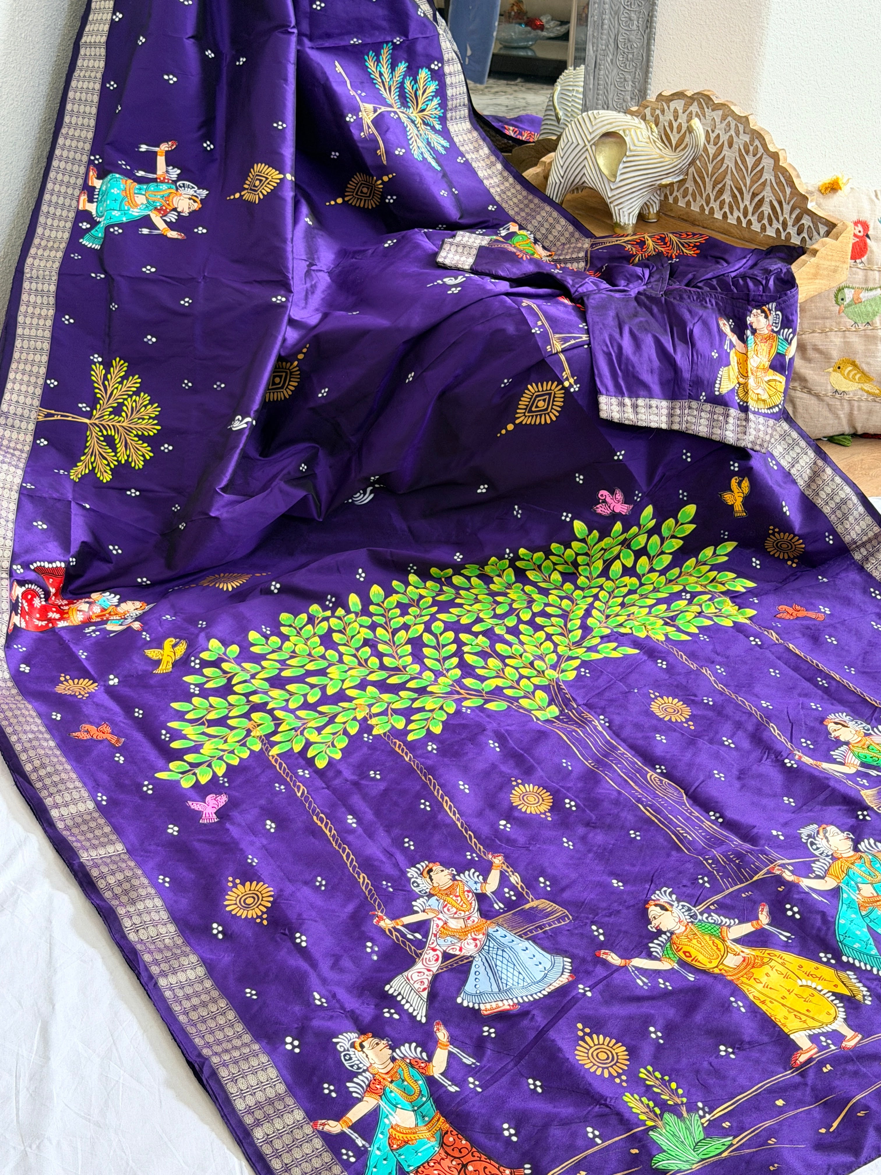 Pattachitra hand painted Raja doli theme saree