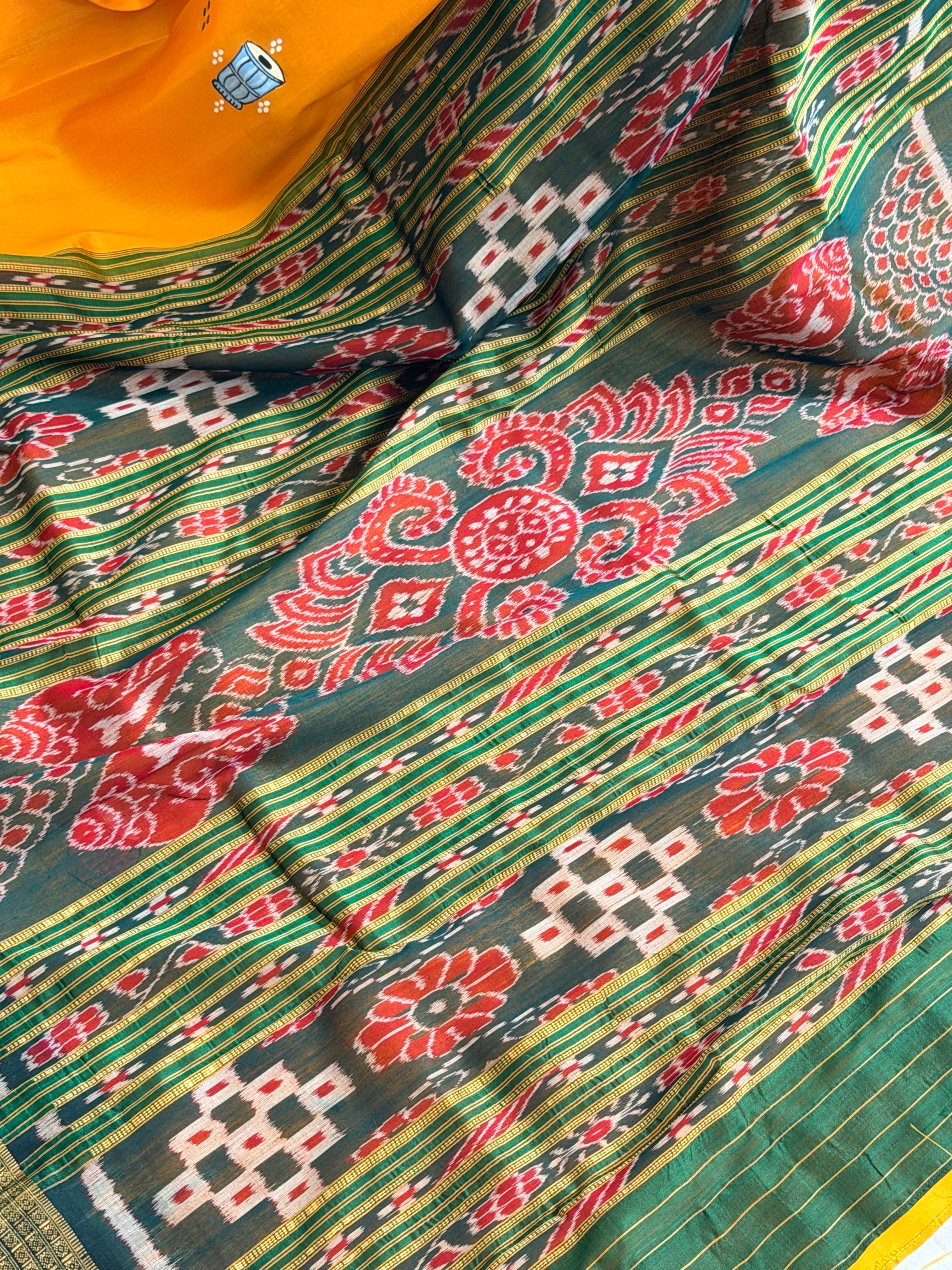 Khandua plain mini buti saree with pattachitra work