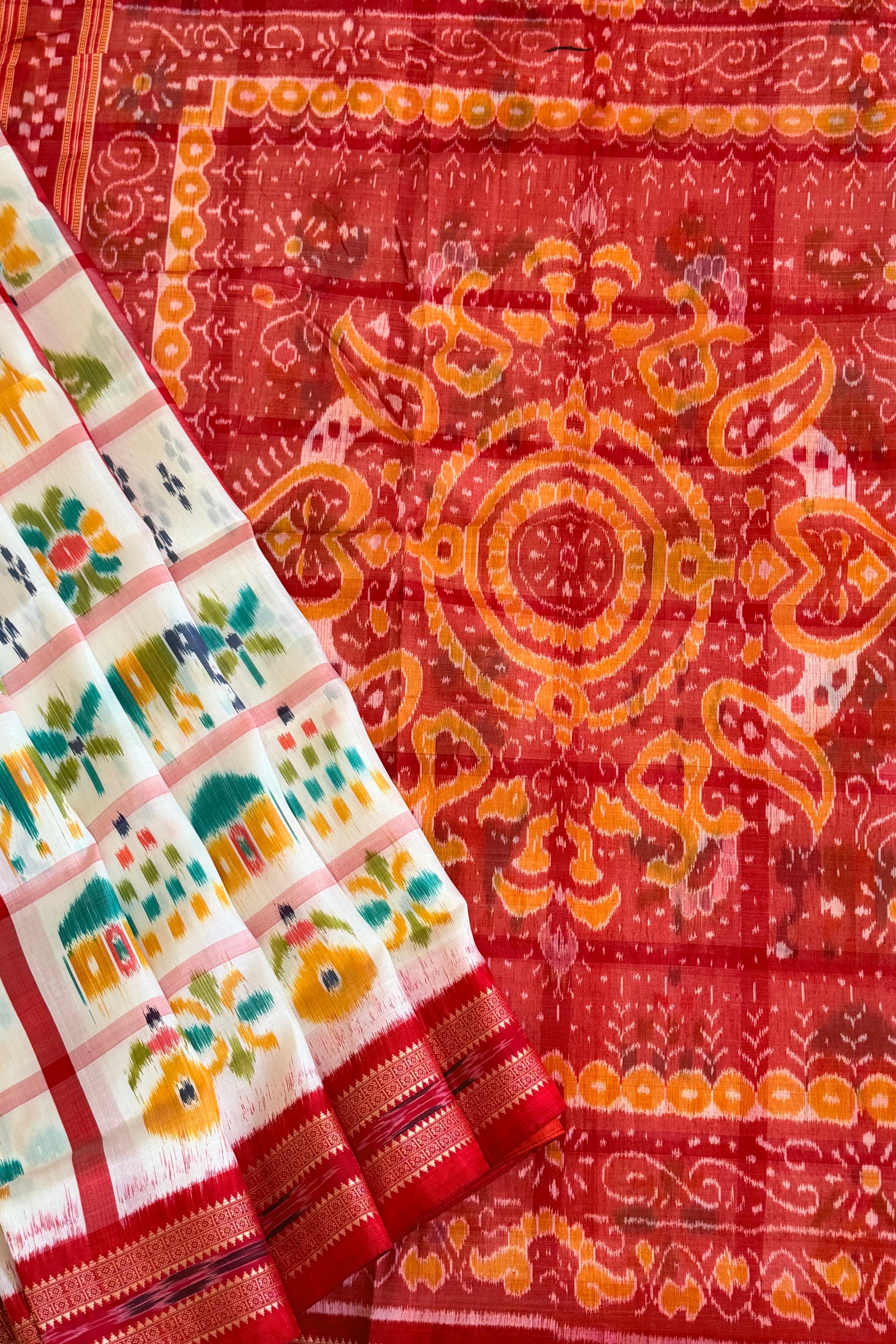 White red Nabkothi saree