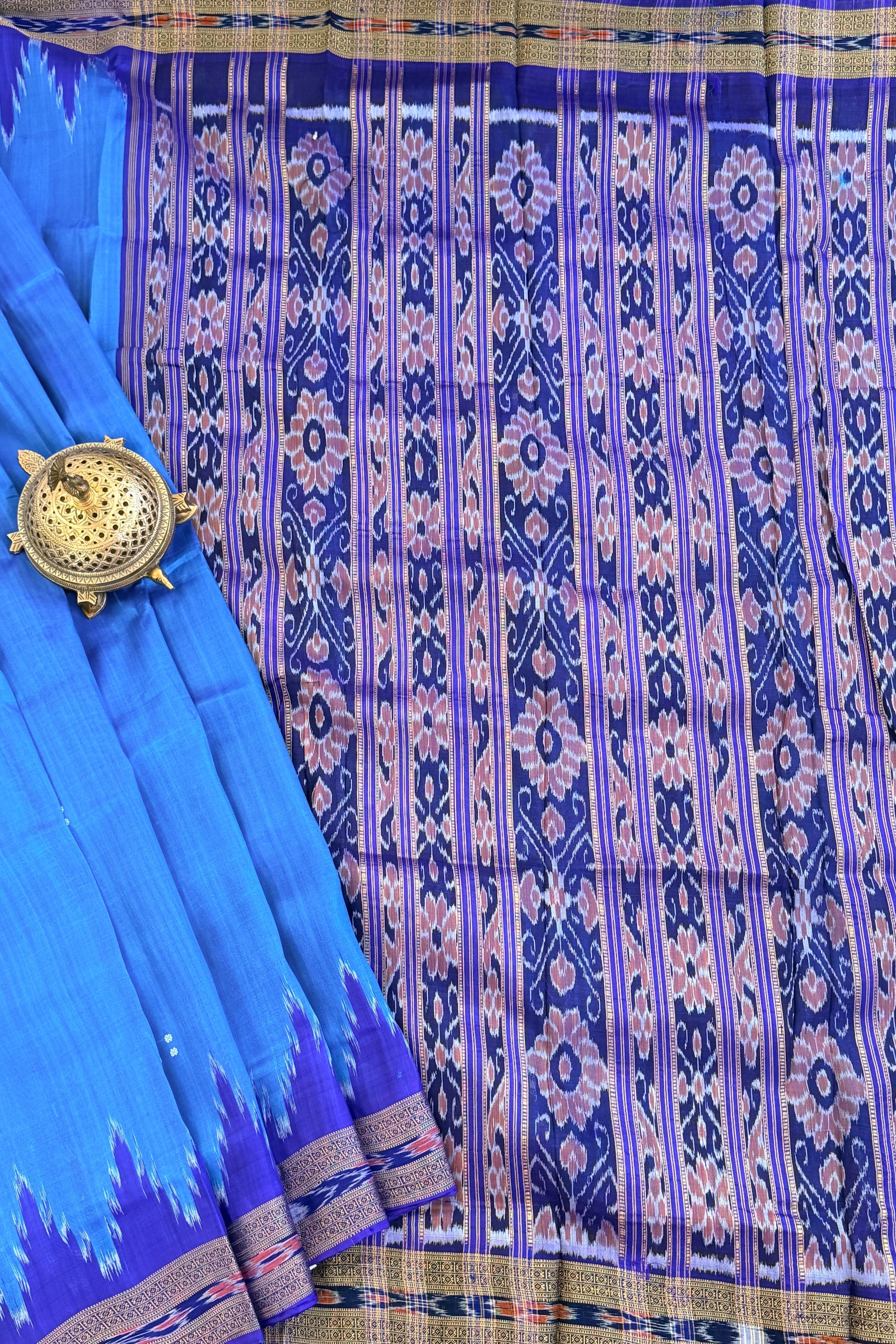 Khandua plain mini buti saree