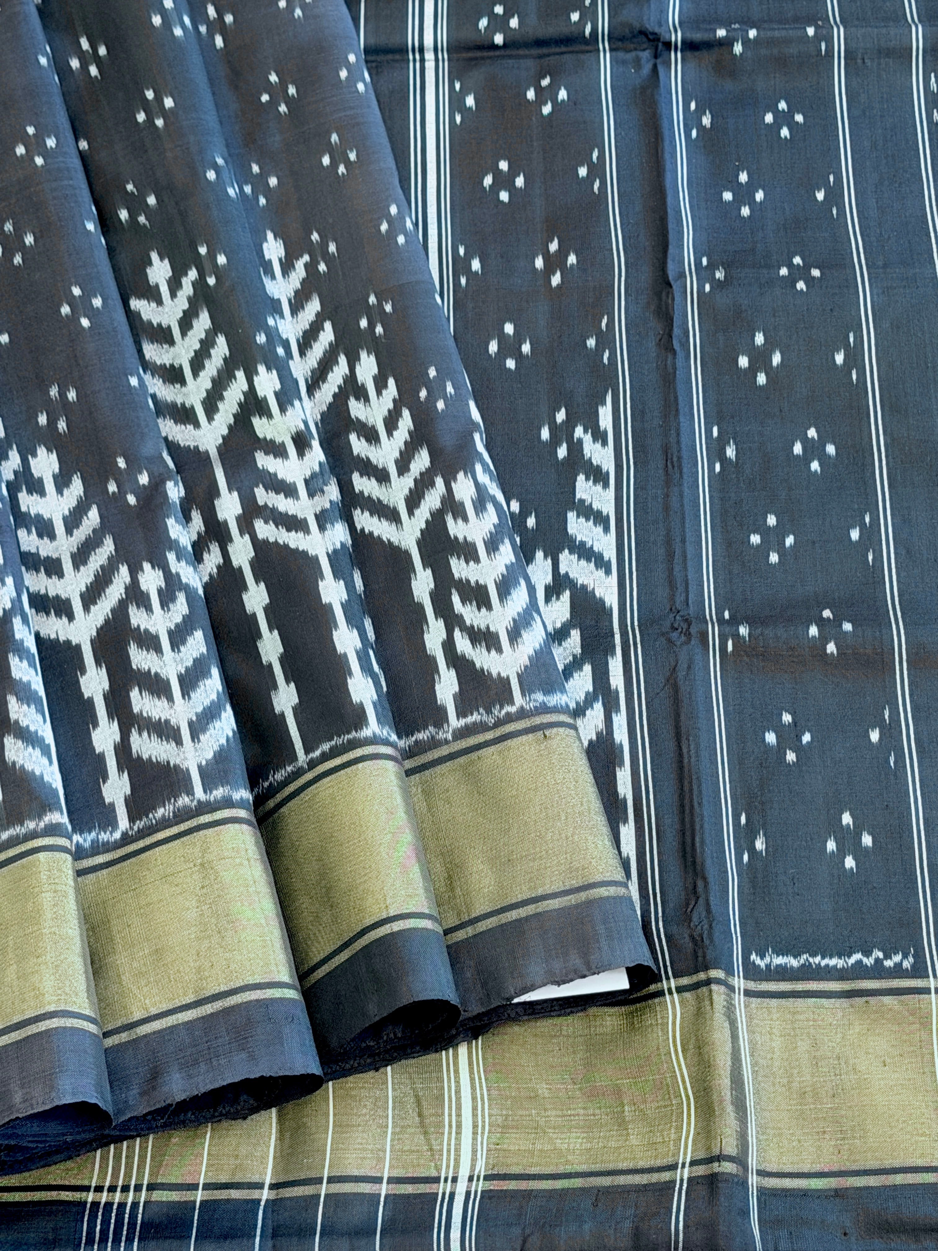 Pochumpalli Ikkat Pure Silk Handloom Saree